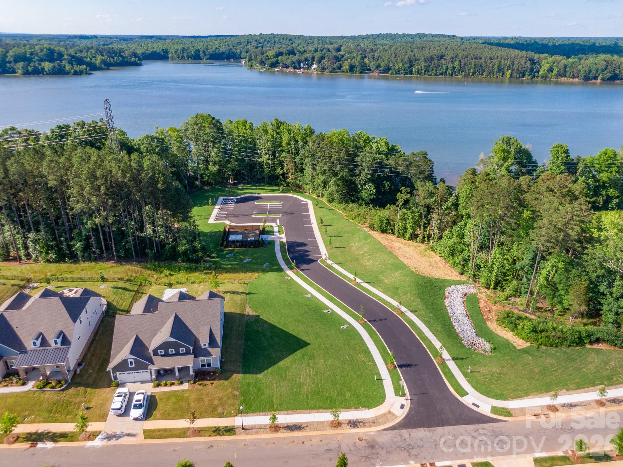 1228 Dali Boulevard — Mount Holly