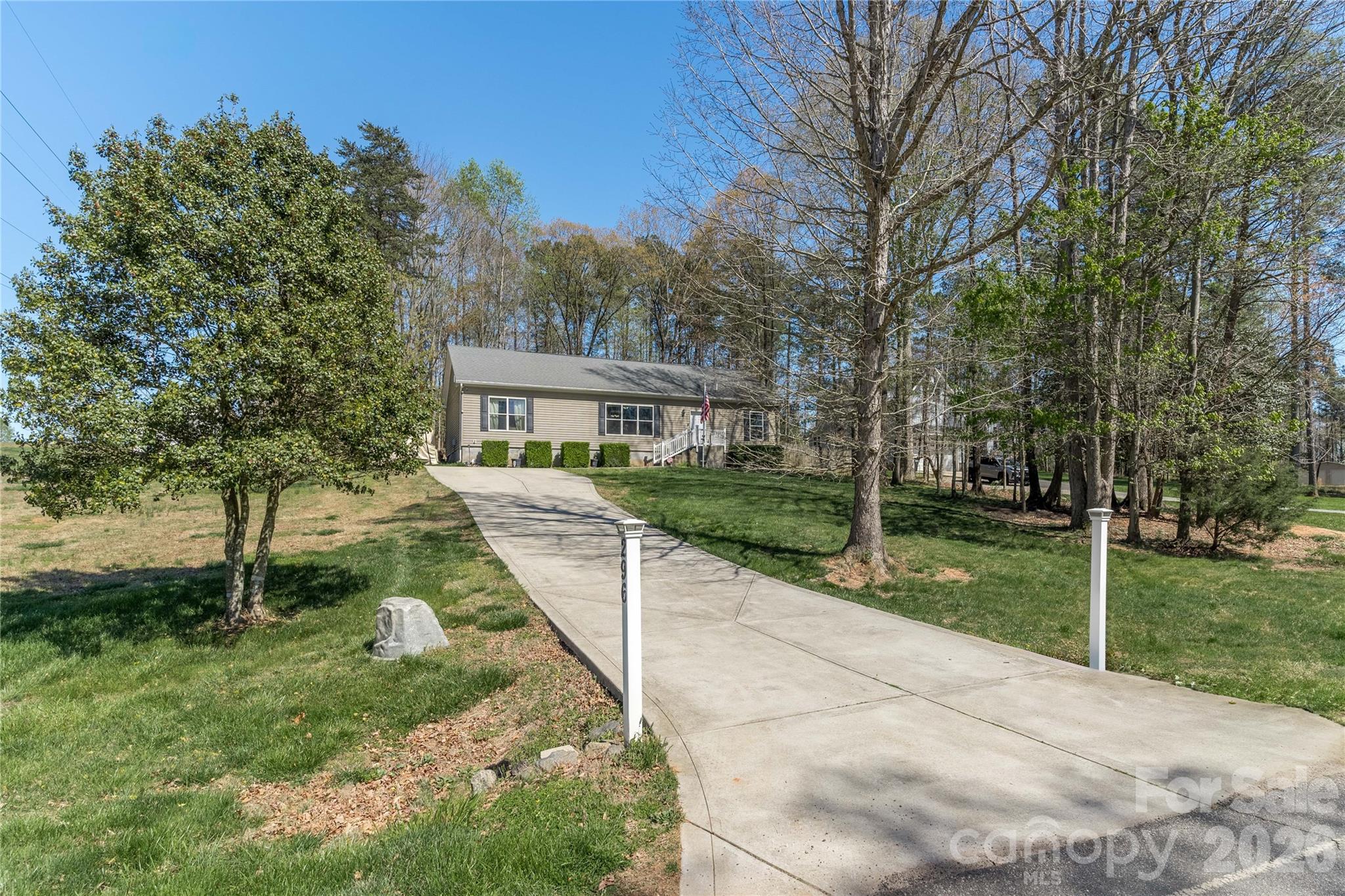 296 Stillwater Road — Troutman