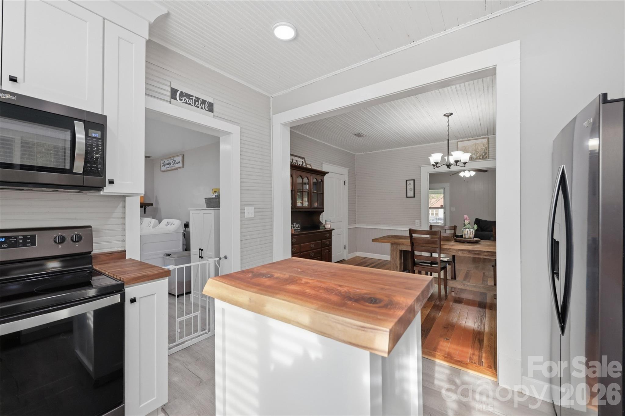 513 7th Street SW — Taylorsville