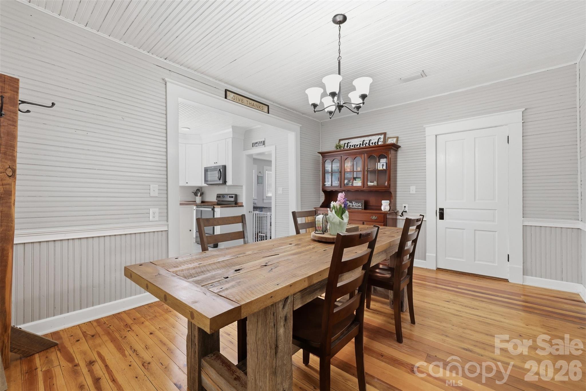 513 7th Street SW — Taylorsville
