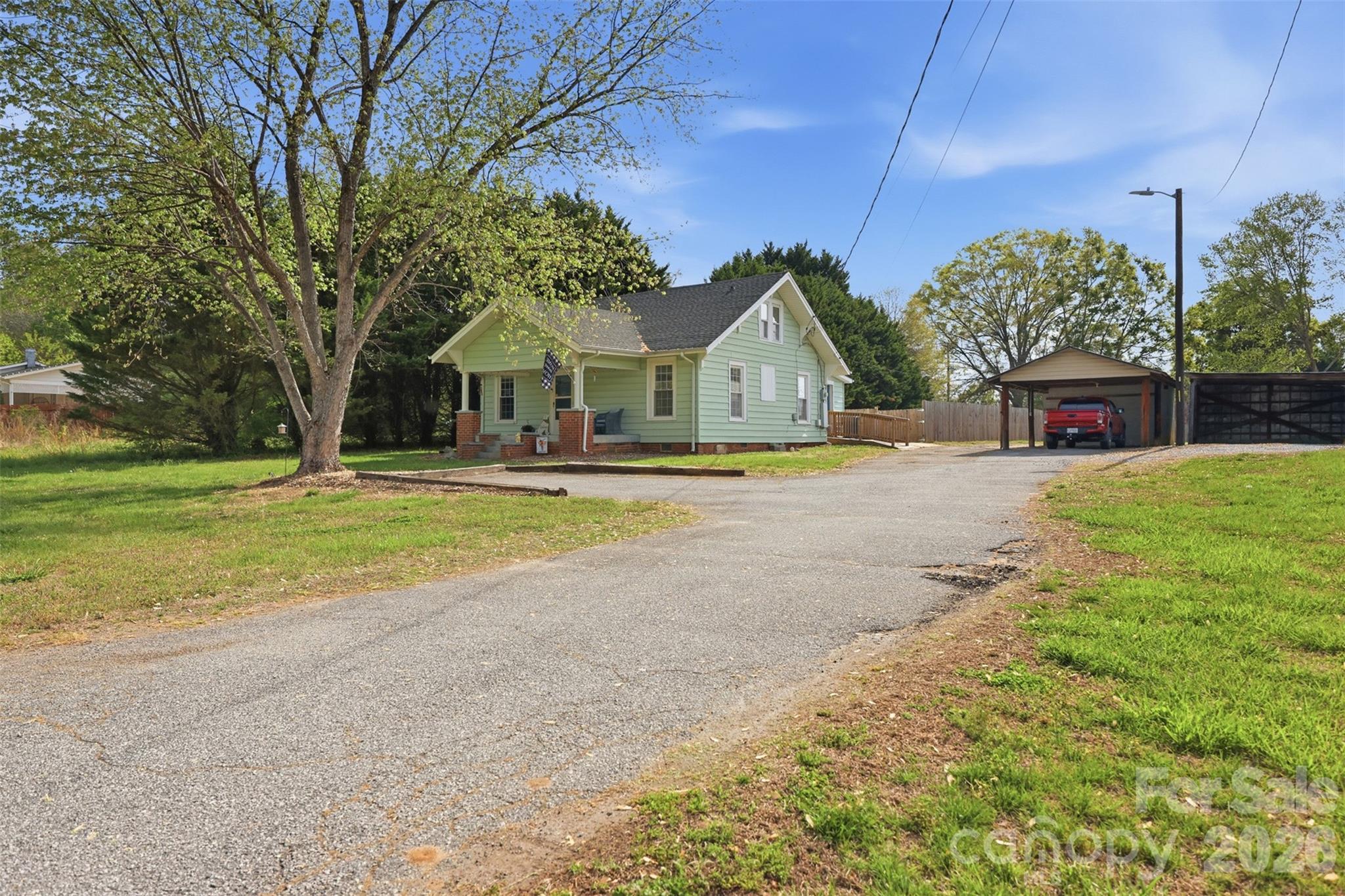513 7th Street SW — Taylorsville