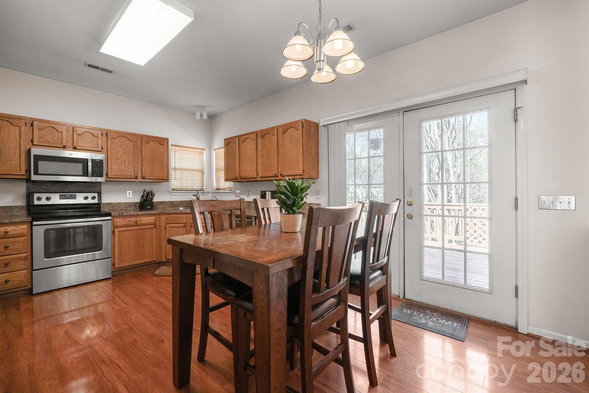 3001 Pennridge Place — Matthews