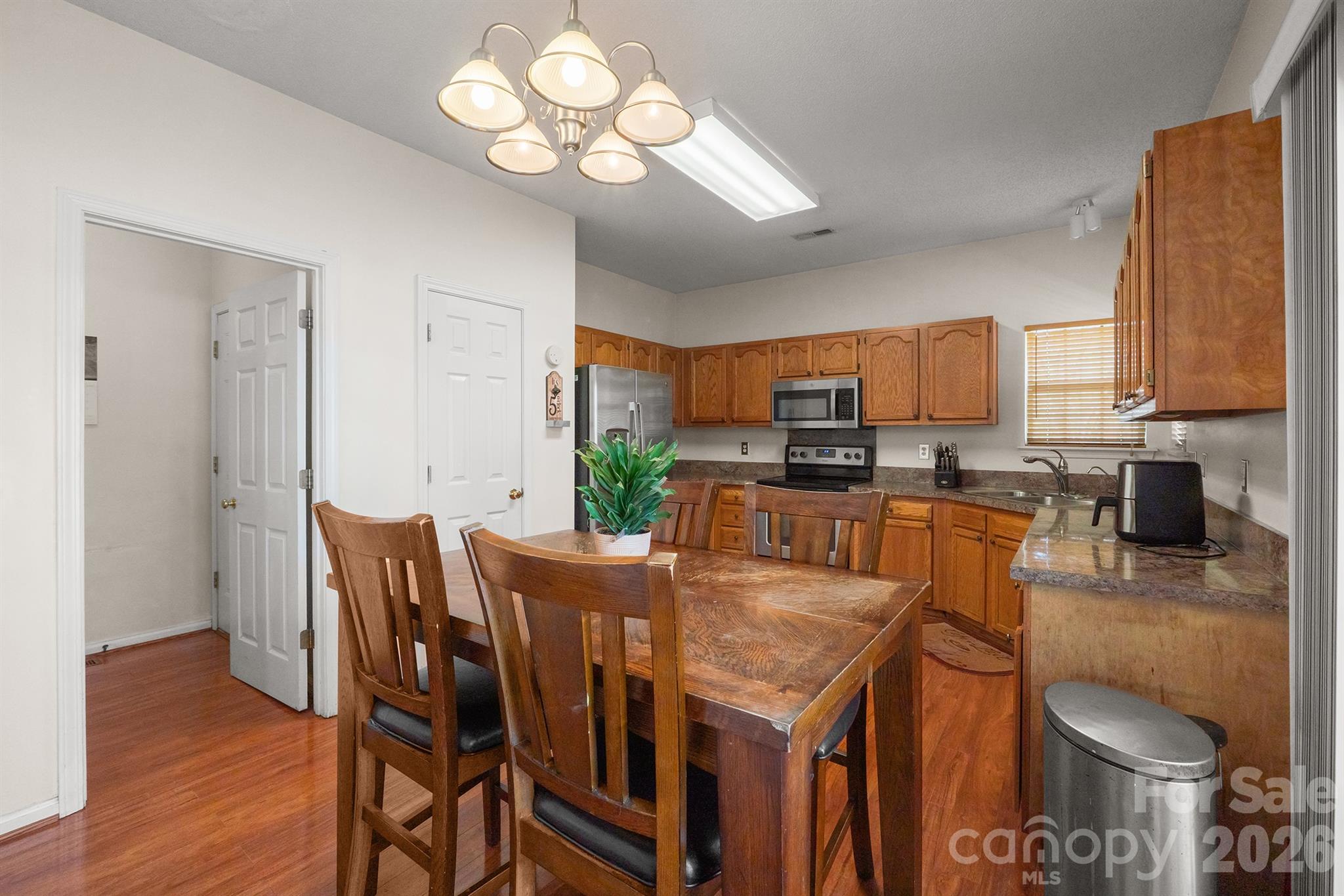 3001 Pennridge Place — Matthews