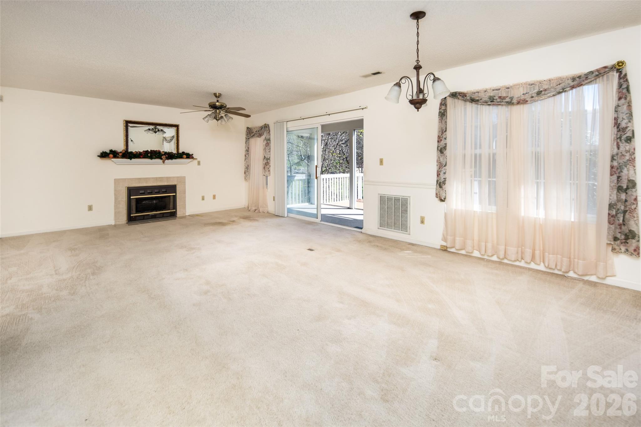 803 Woodlea Court — Asheville