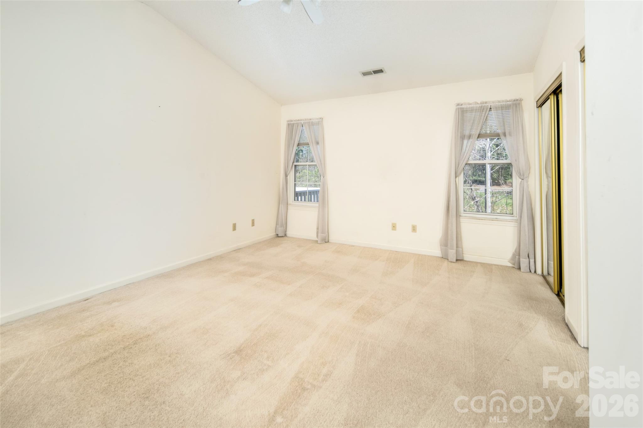 803 Woodlea Court — Asheville