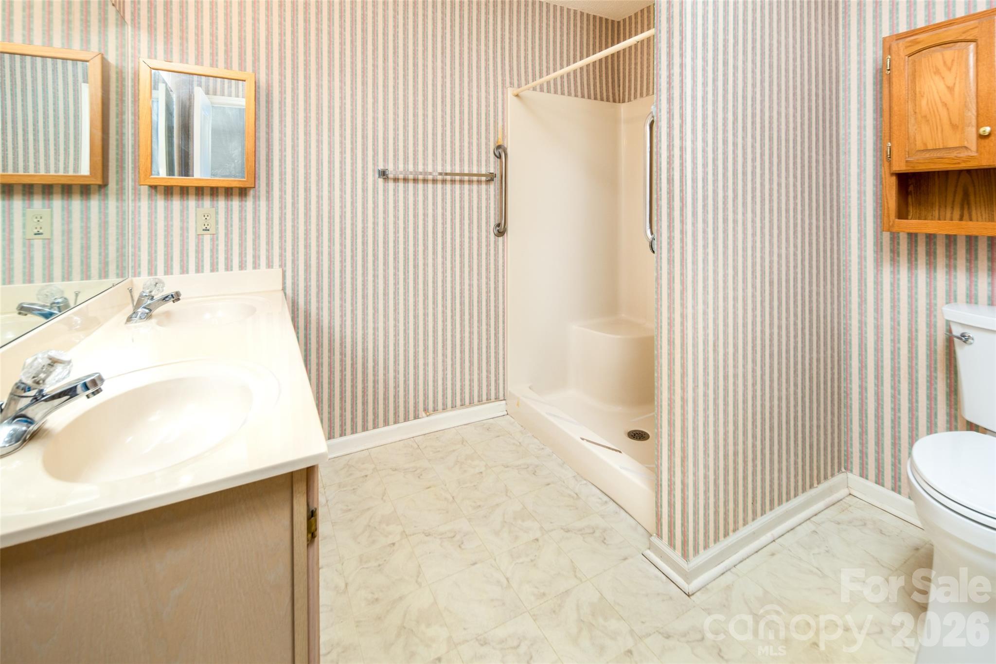 803 Woodlea Court — Asheville