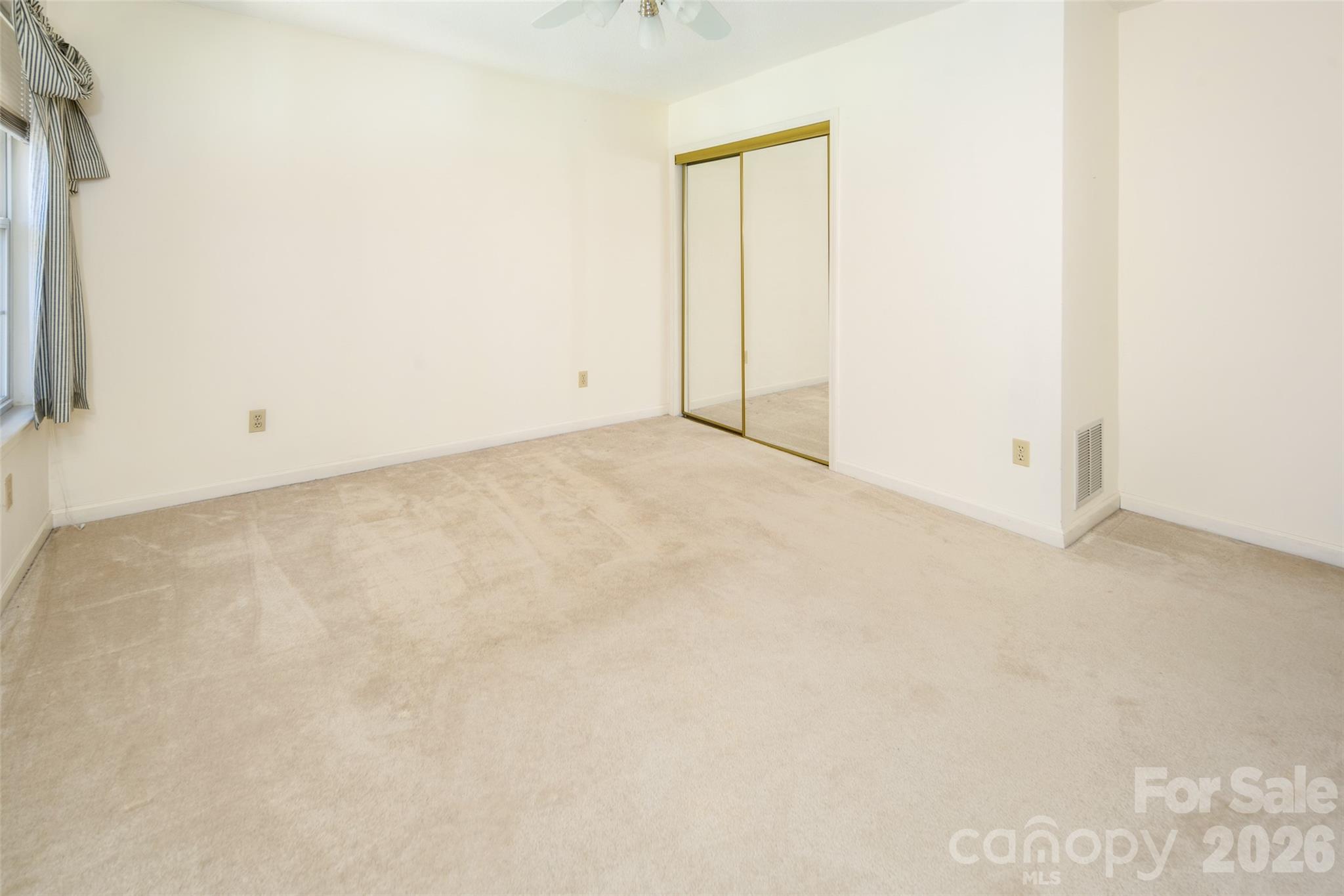 803 Woodlea Court — Asheville