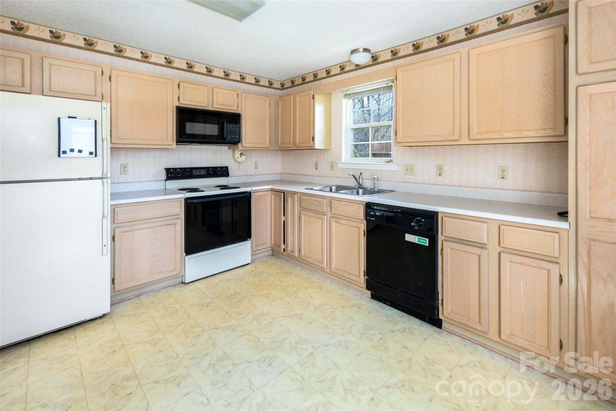803 Woodlea Court — Asheville