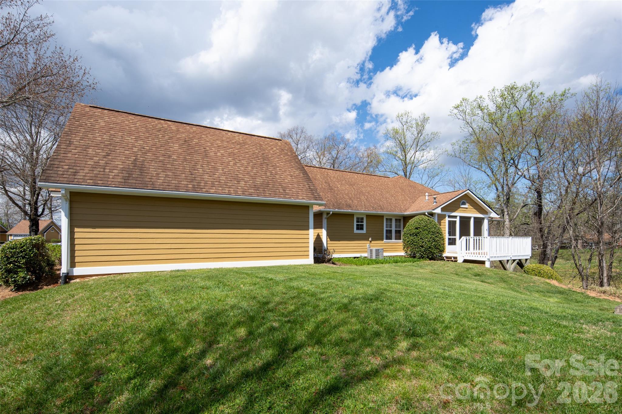 803 Woodlea Court — Asheville