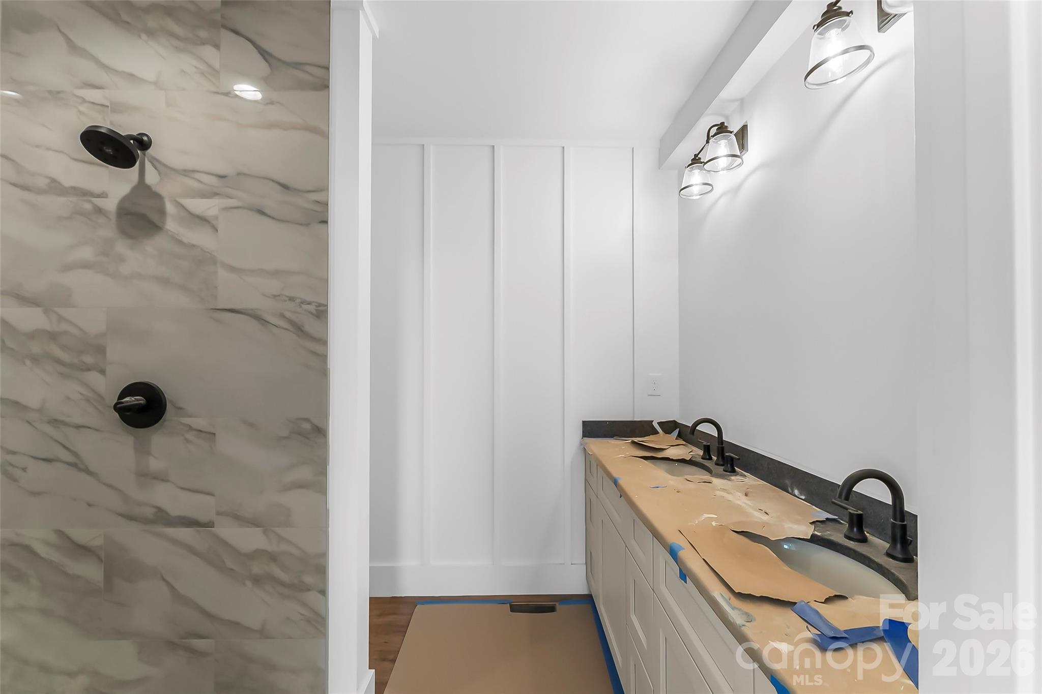 4898 Soaring Top Lane — Lenoir