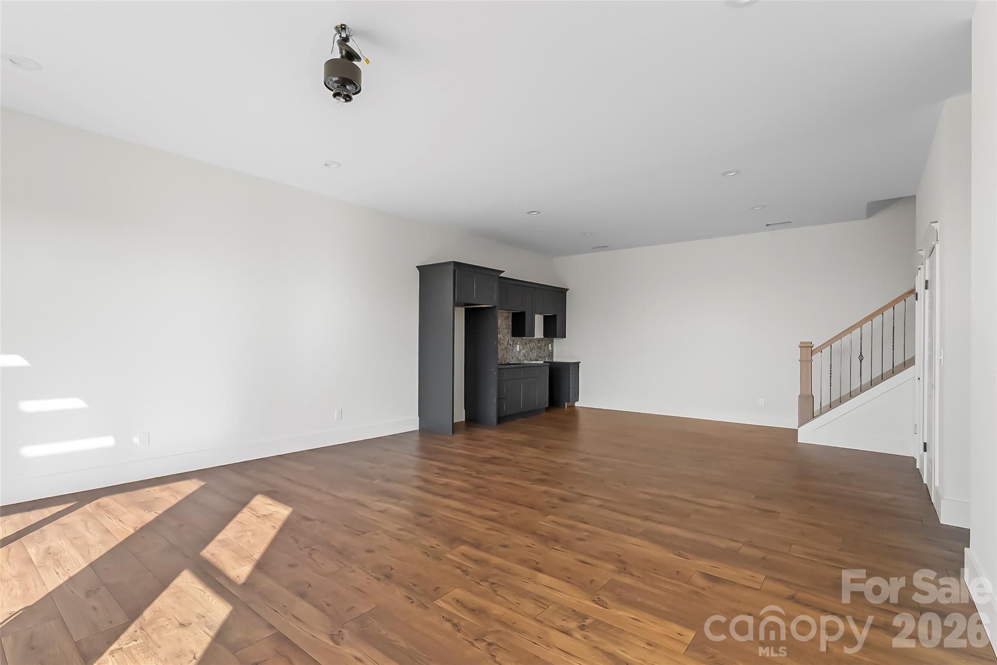 4898 Soaring Top Lane — Lenoir