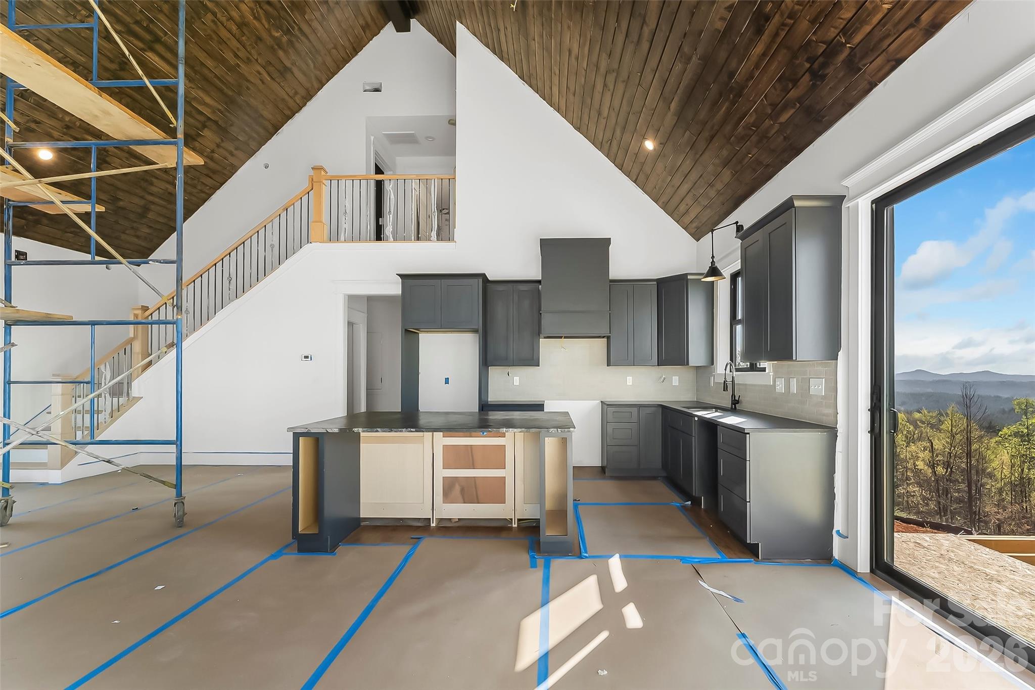 4898 Soaring Top Lane — Lenoir