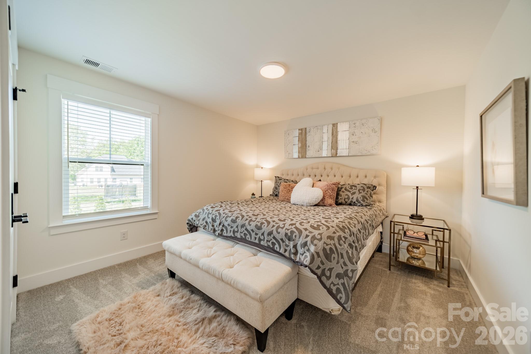 5201 Meadowland Parkway — Monroe