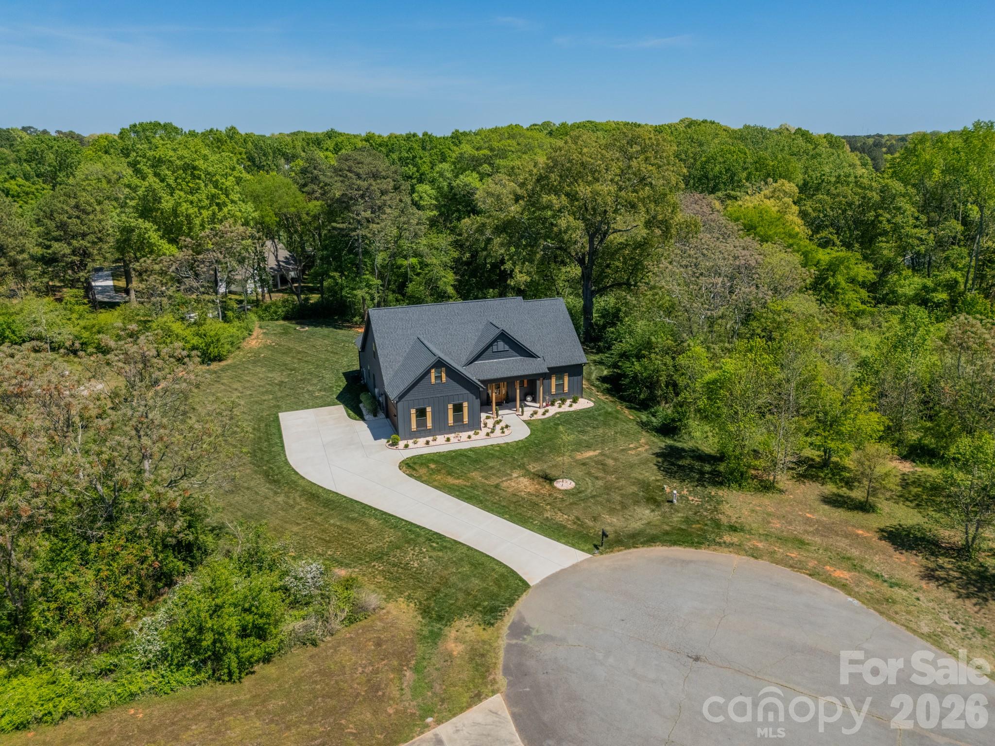5201 Meadowland Parkway — Monroe