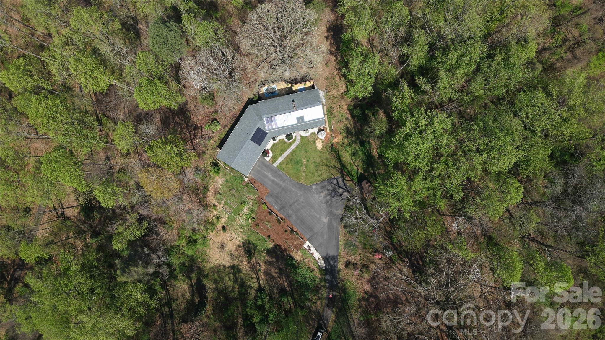 56 E Glenview Street — Marion