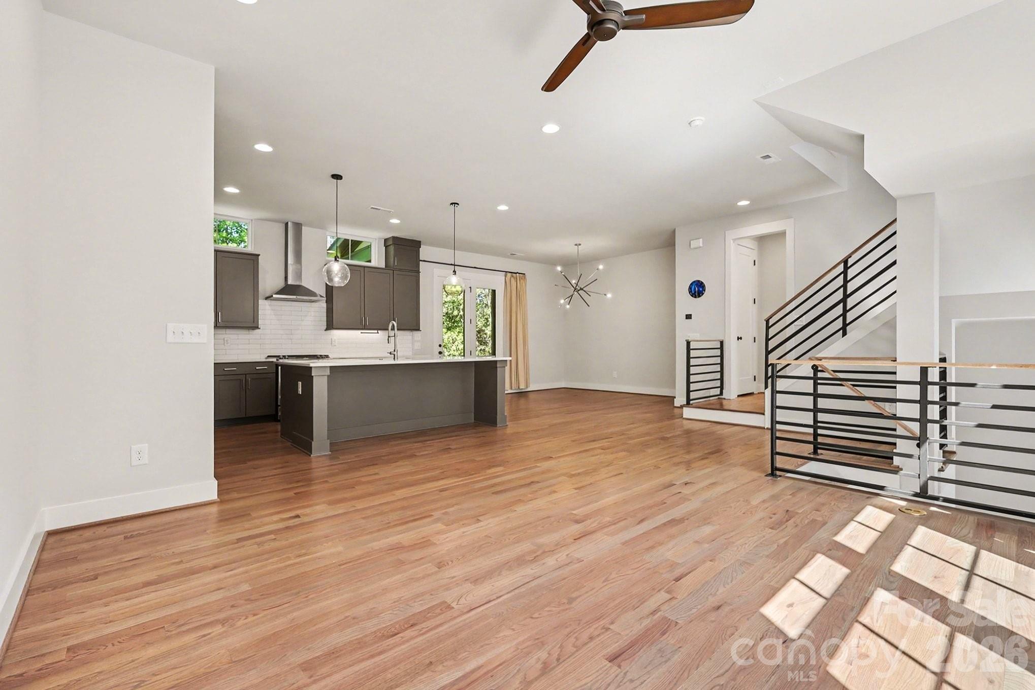 816 Madison Glen Lane — Charlotte