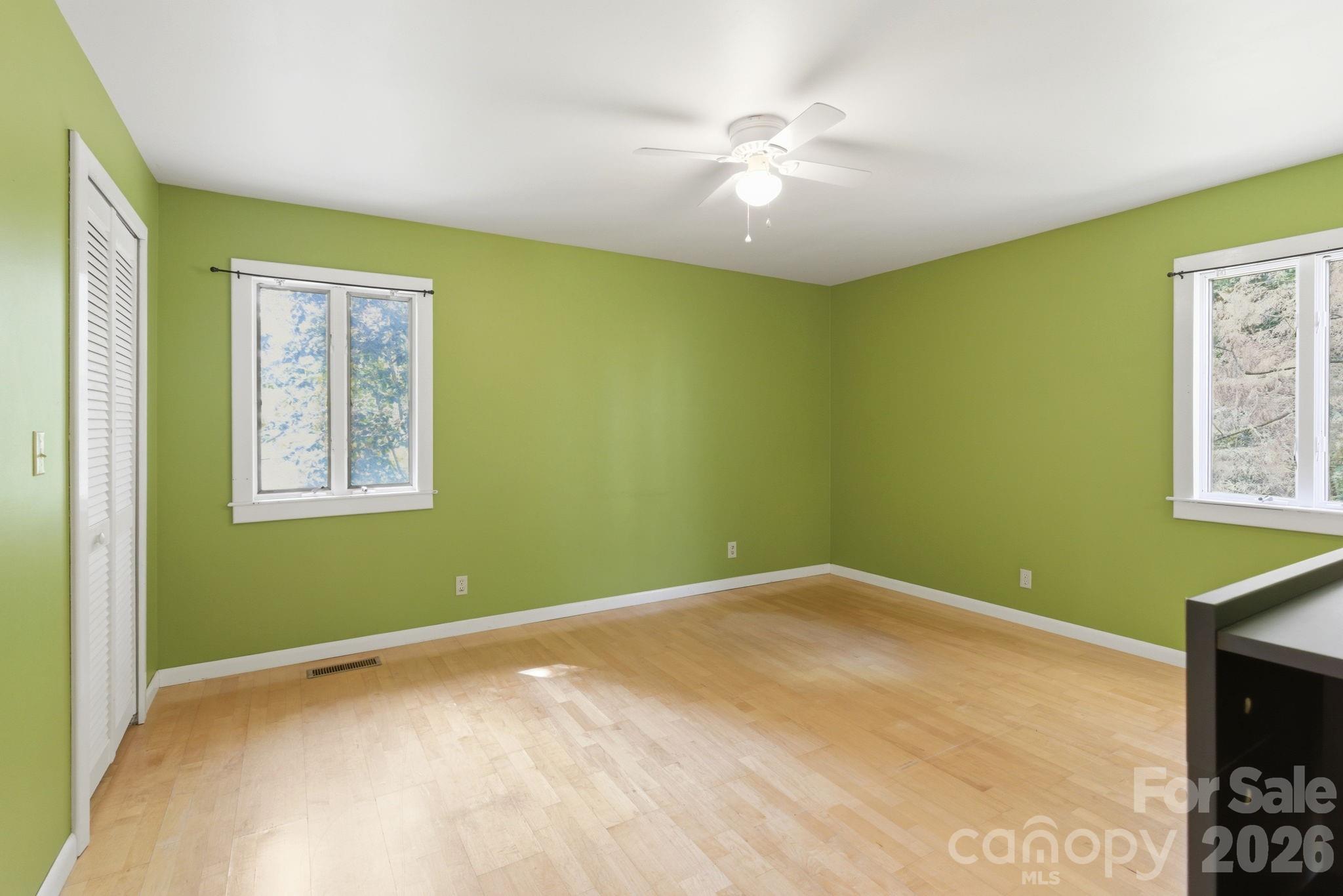 120 42nd Avenue Circle NE — Hickory