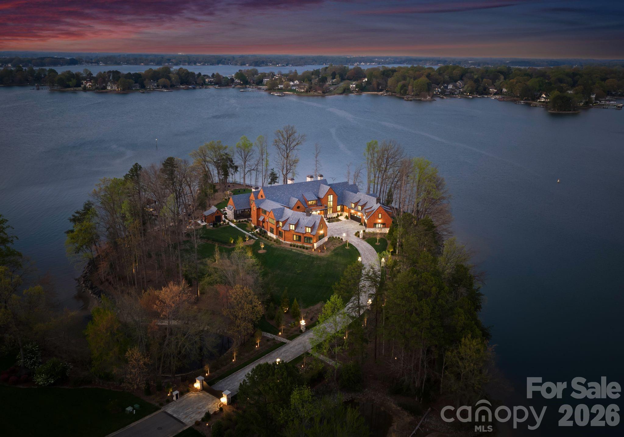 20221 Regatta Island Drive — Cornelius