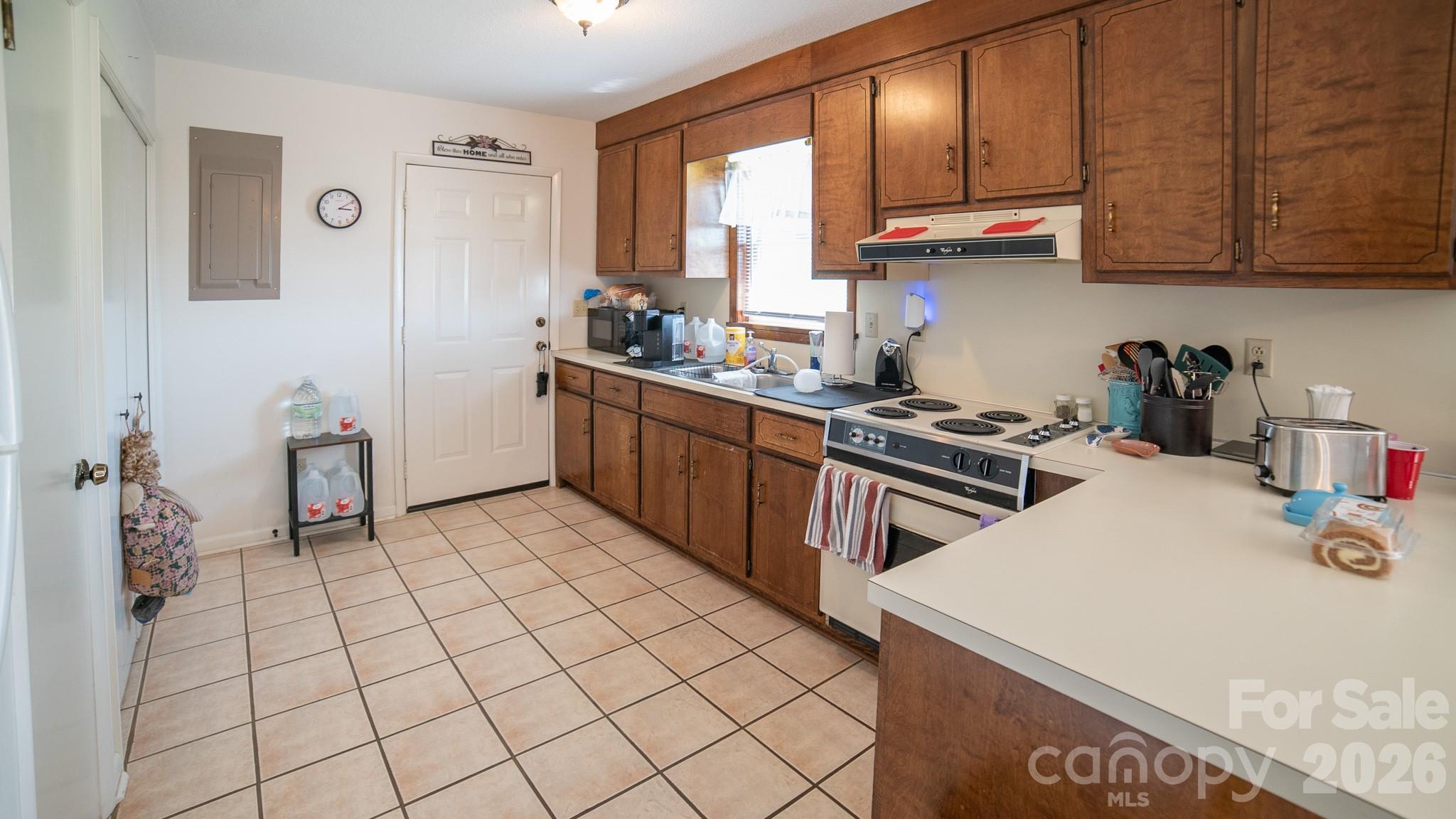 1368 Cajah Mountain Road — Hudson
