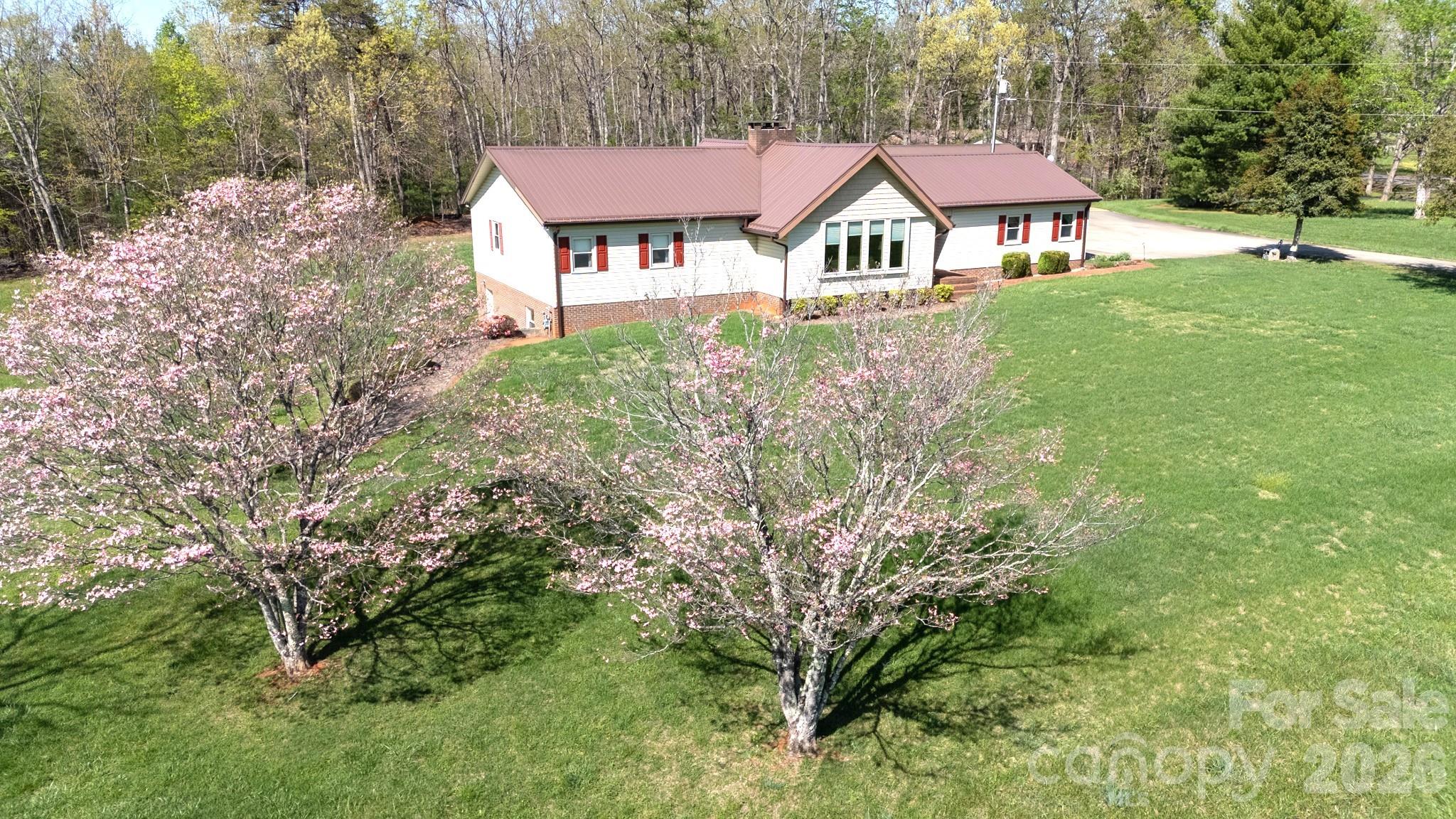 1368 Cajah Mountain Road — Hudson