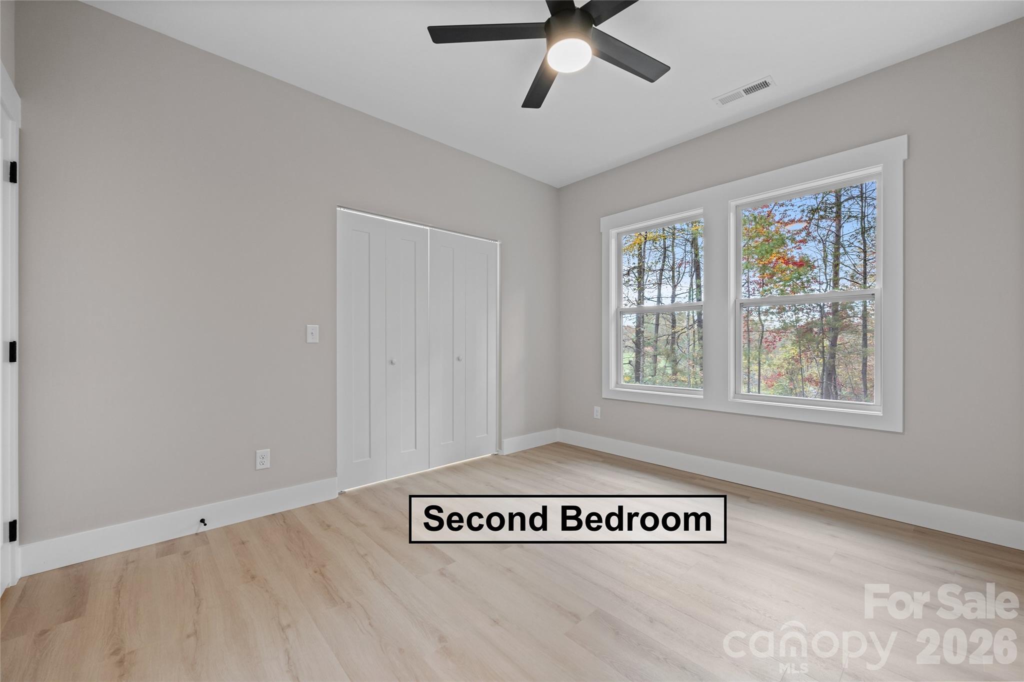 72 Canary Lane — Hendersonville