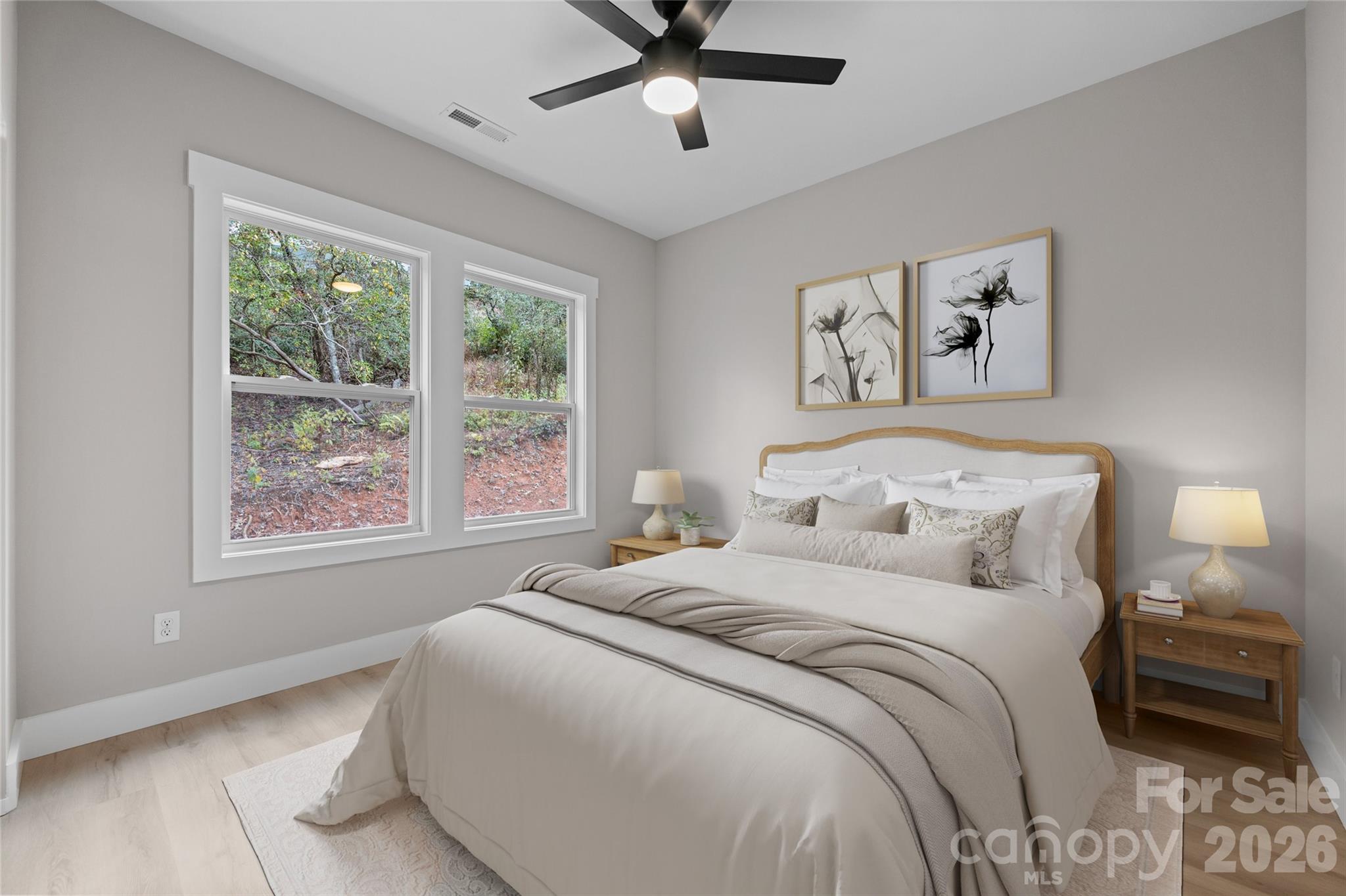 72 Canary Lane — Hendersonville