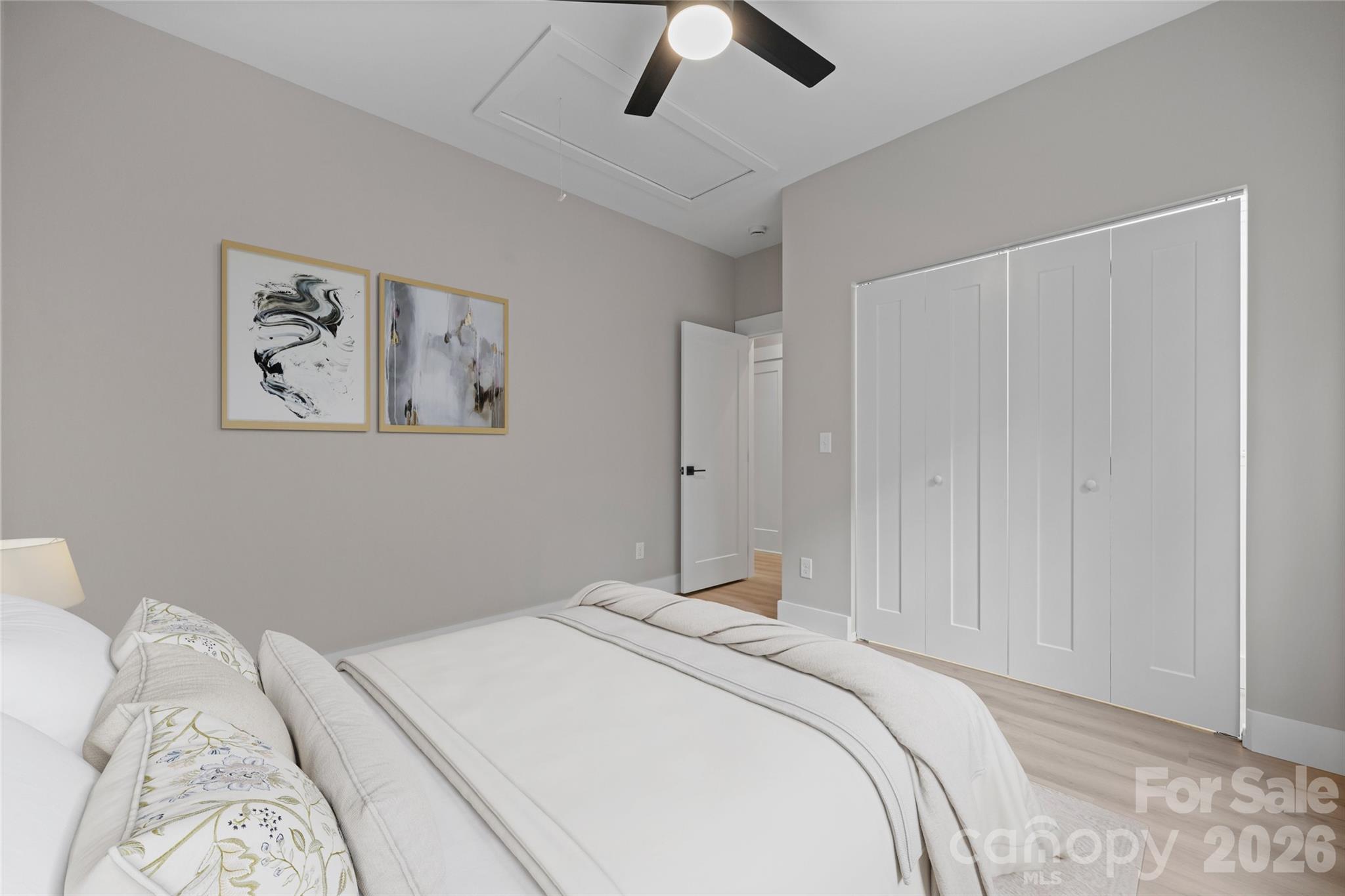72 Canary Lane — Hendersonville