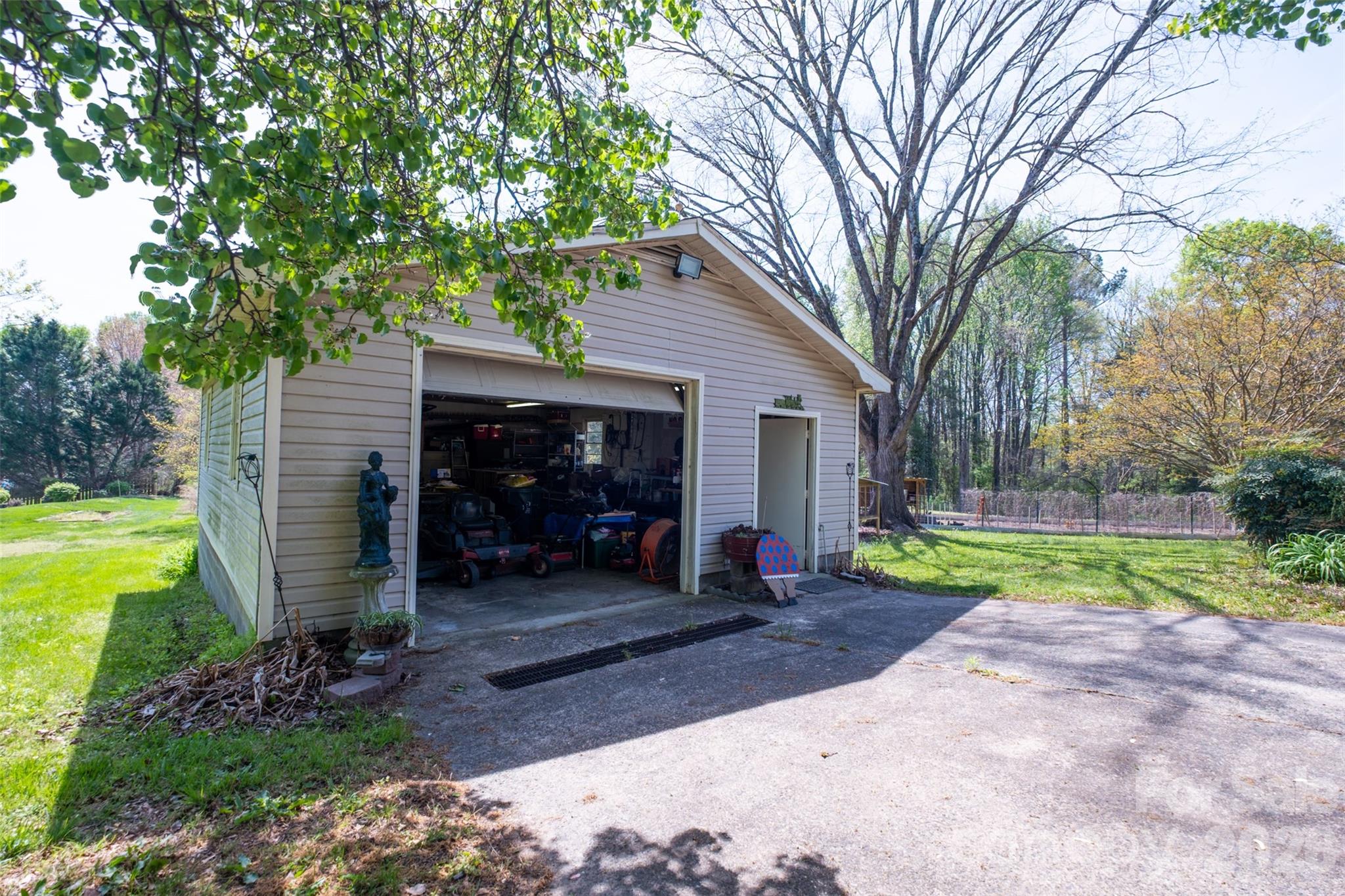 9730 Mount Holly Huntersville Road — Huntersville