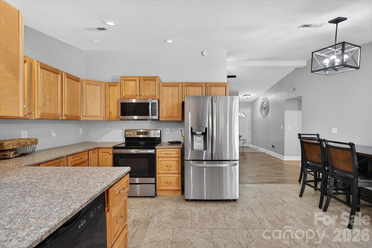 6308 Pineburr Road — Charlotte