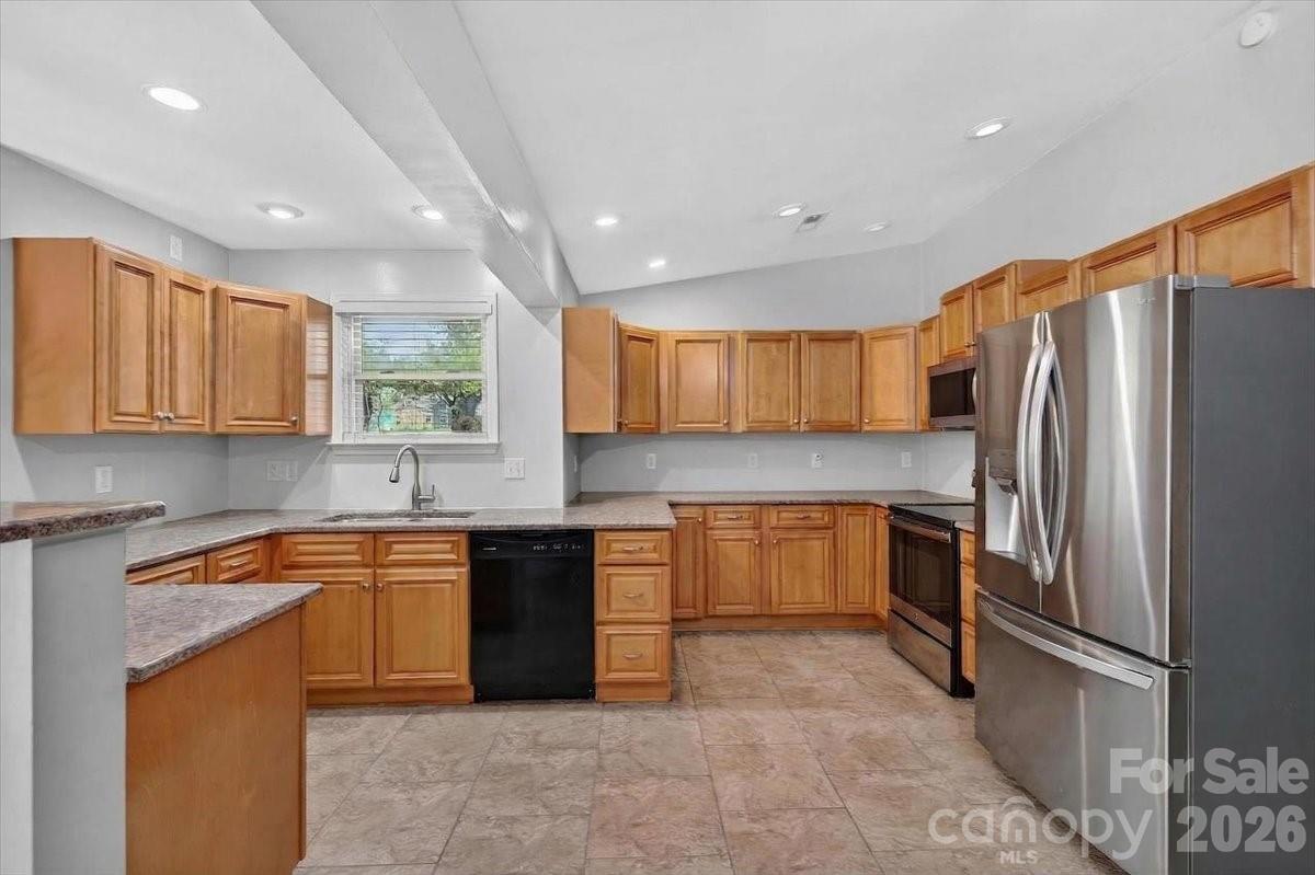 6308 Pineburr Road — Charlotte