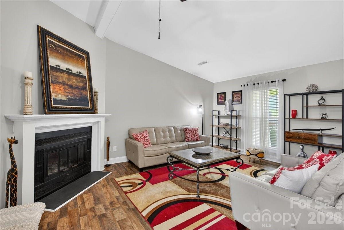 6308 Pineburr Road — Charlotte