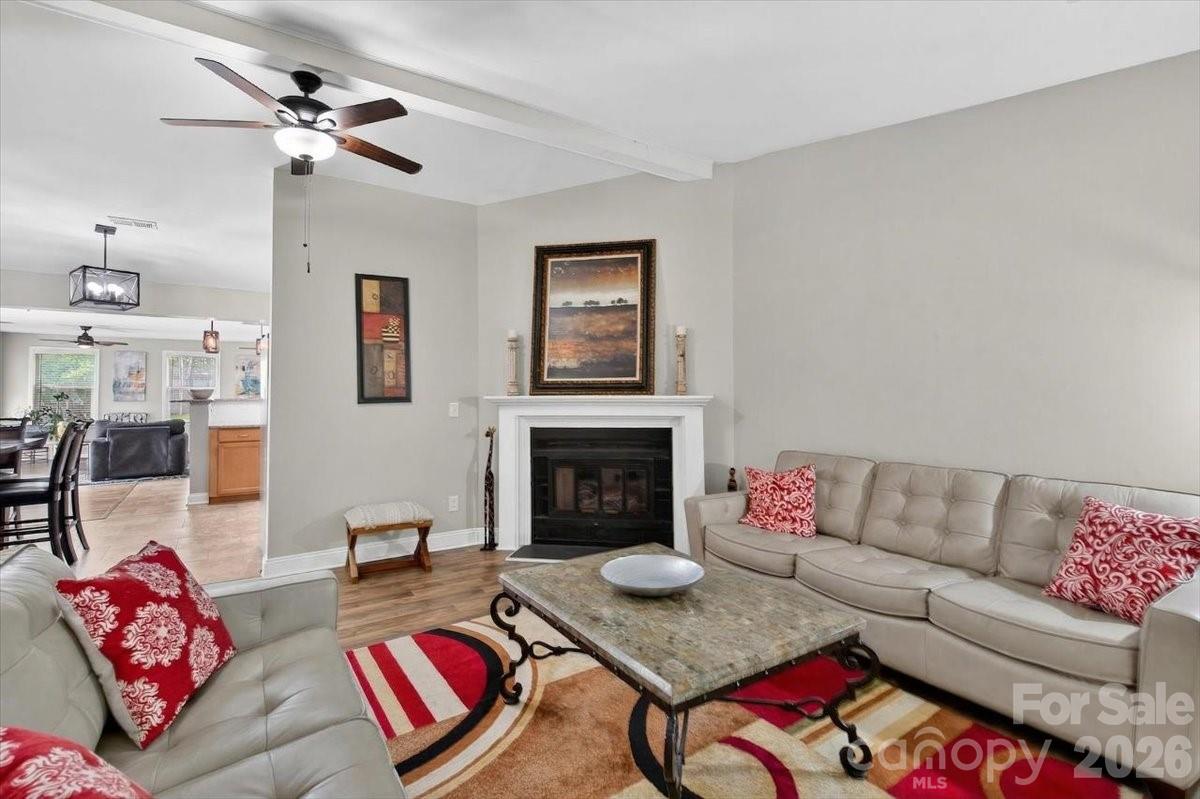 6308 Pineburr Road — Charlotte