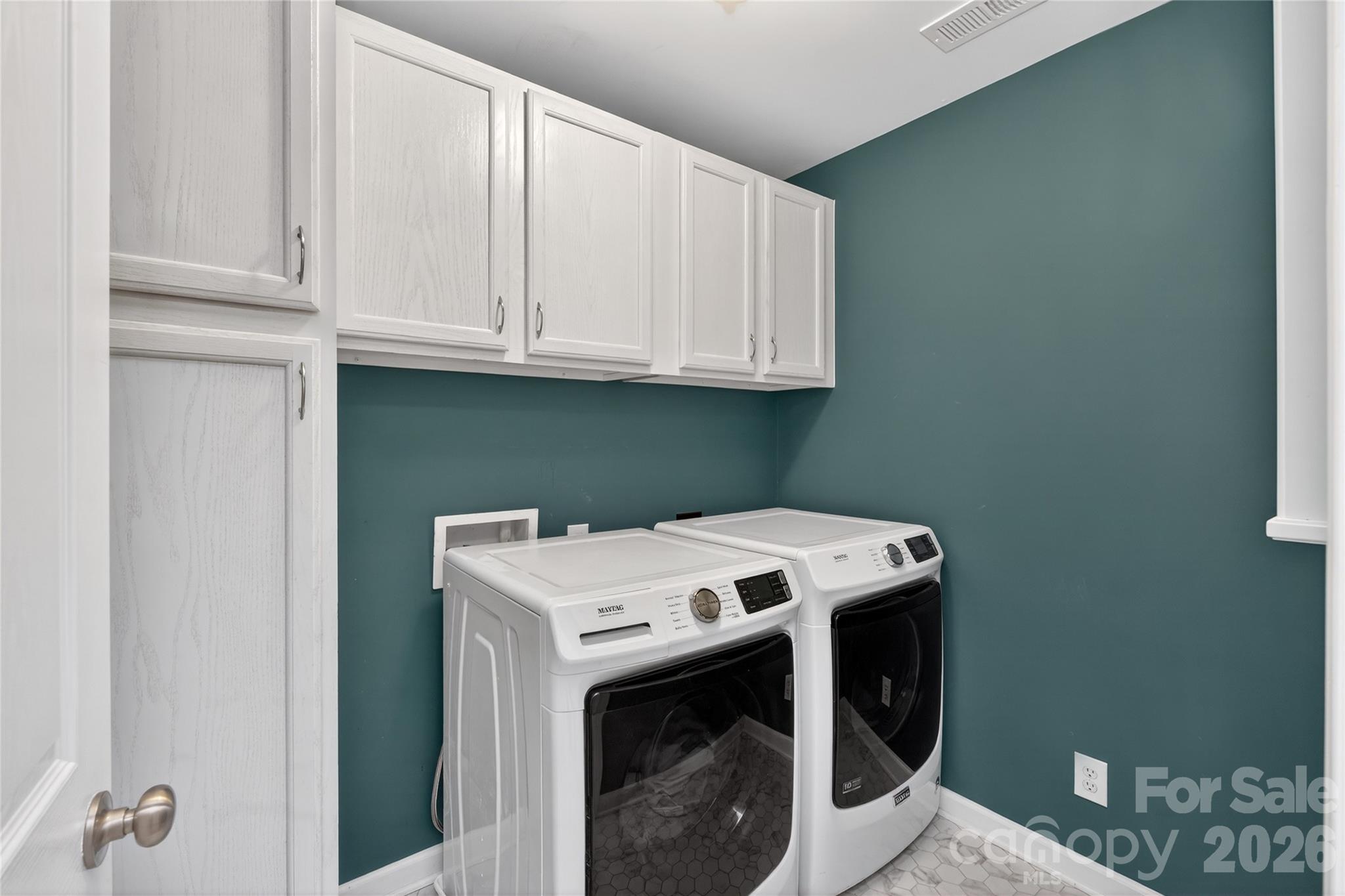 8028 Penman Springs Drive — Waxhaw