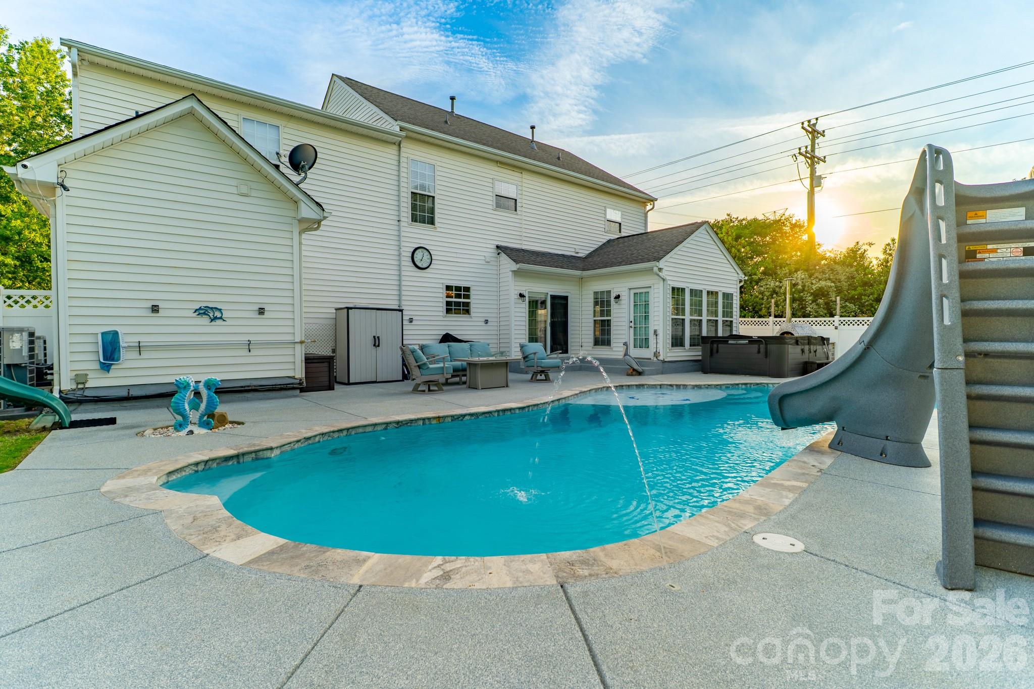 4105 Autumn Cove Drive — Clover