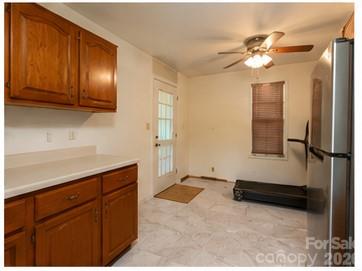 625 Stillwater Court — Clover