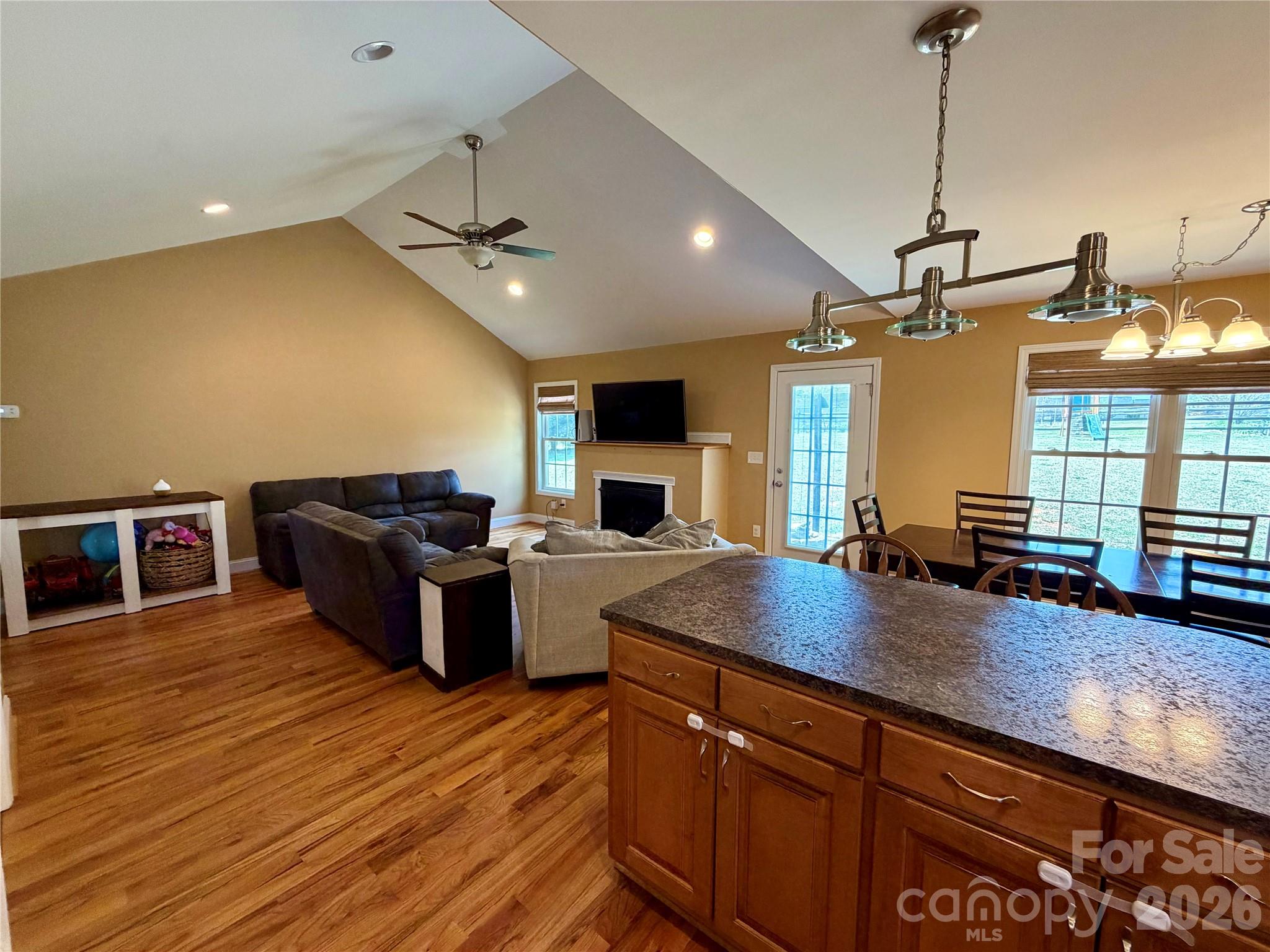 510 E Carpenter Street — Maiden