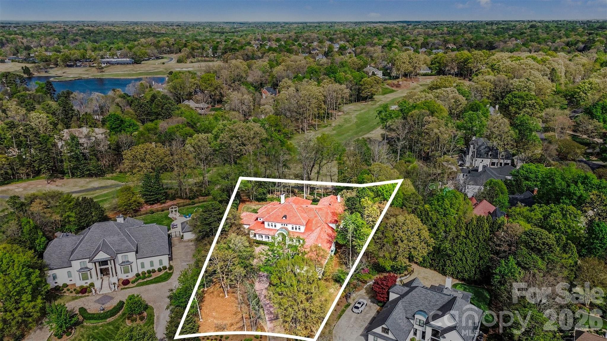 7225 Governors Row — Charlotte
