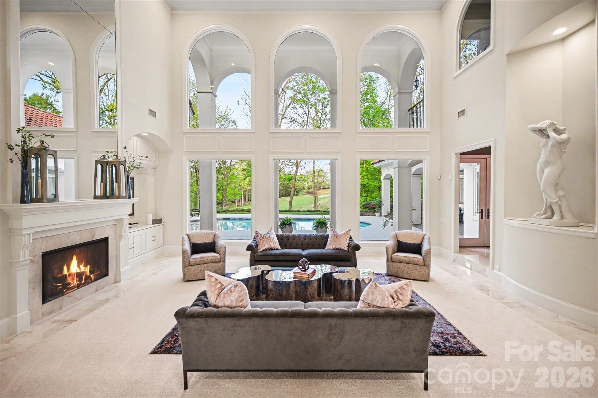 7225 Governors Row — Charlotte