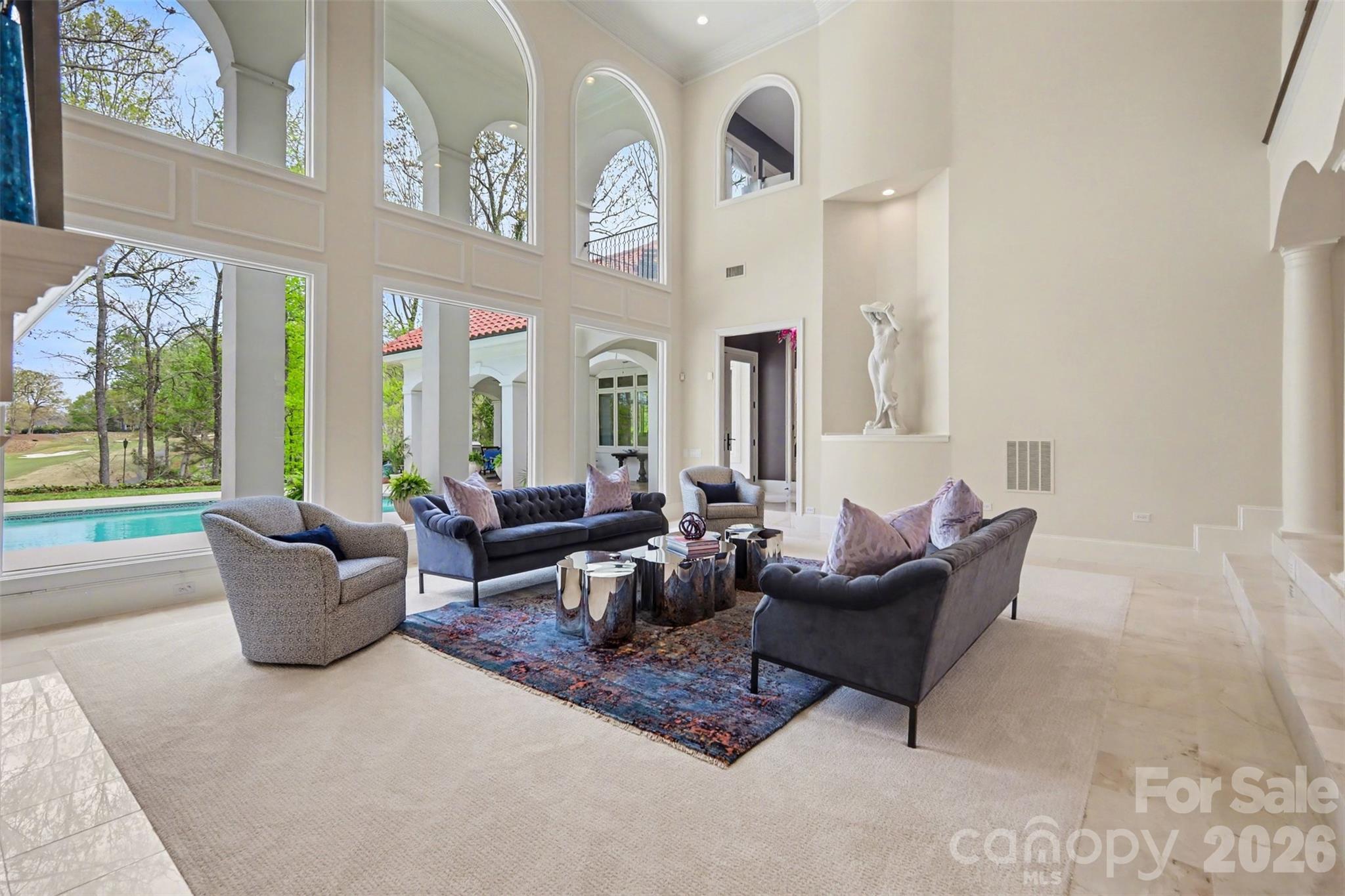 7225 Governors Row — Charlotte