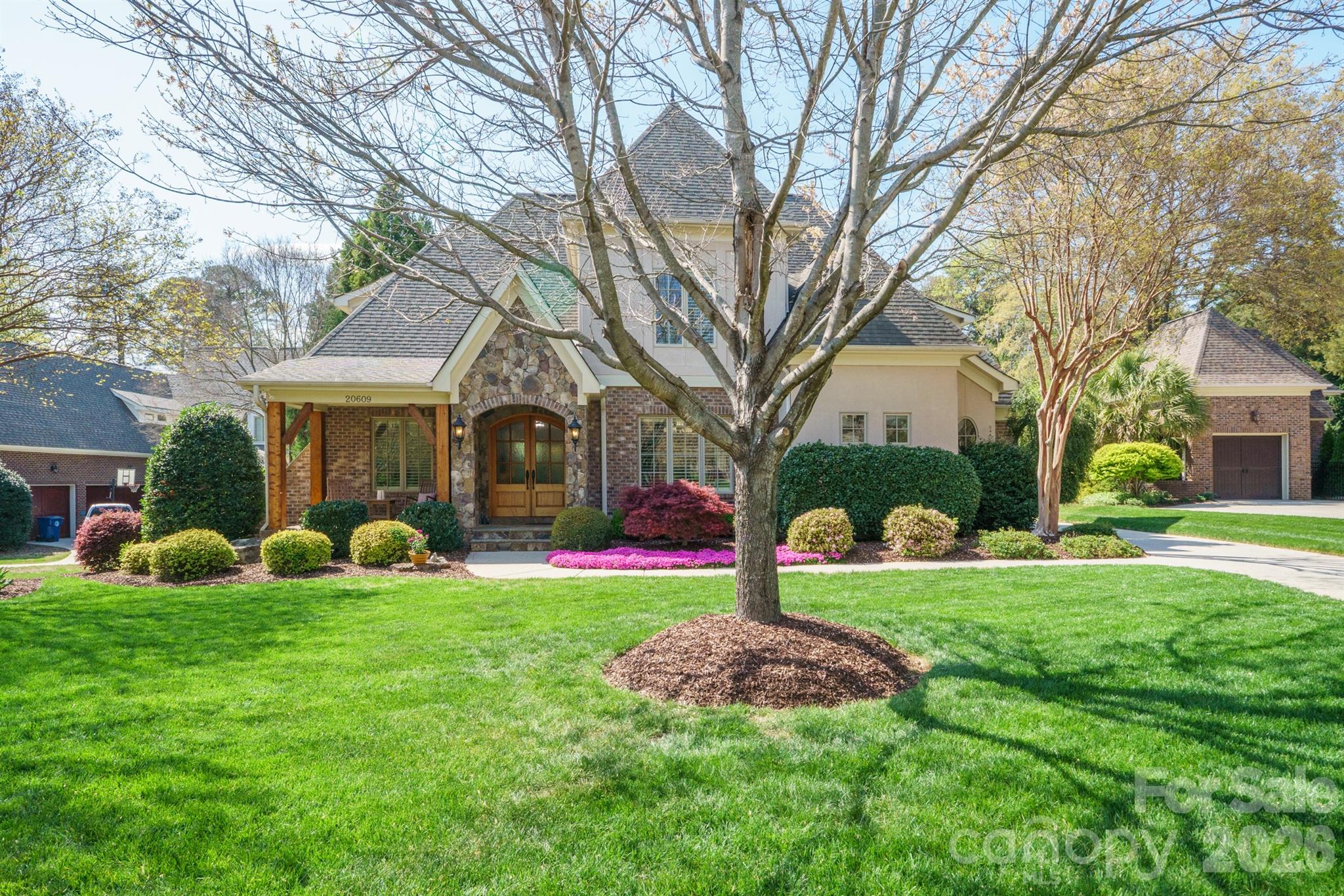 20609 Queensdale Drive — Cornelius