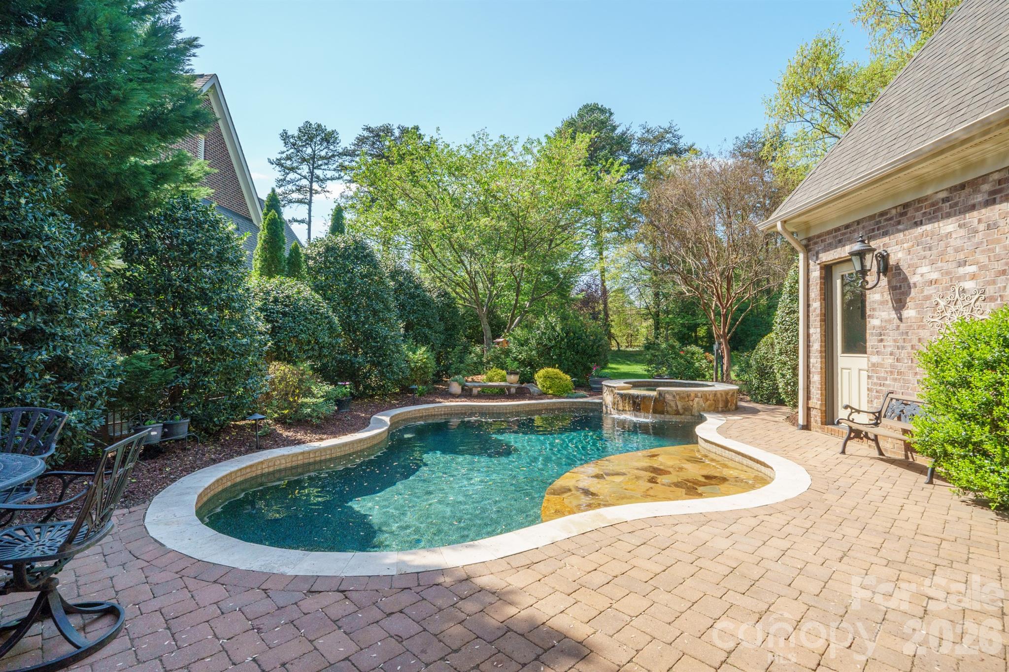 20609 Queensdale Drive — Cornelius