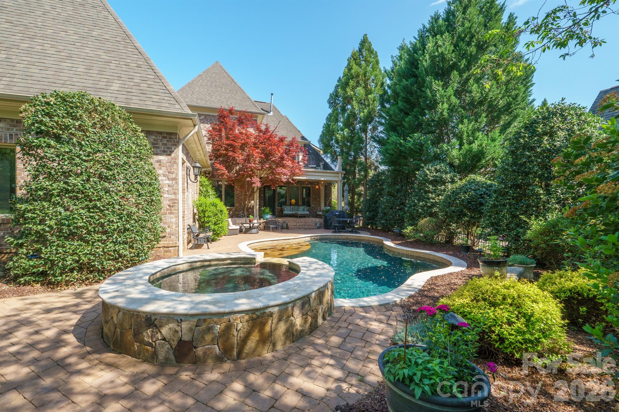 20609 Queensdale Drive — Cornelius