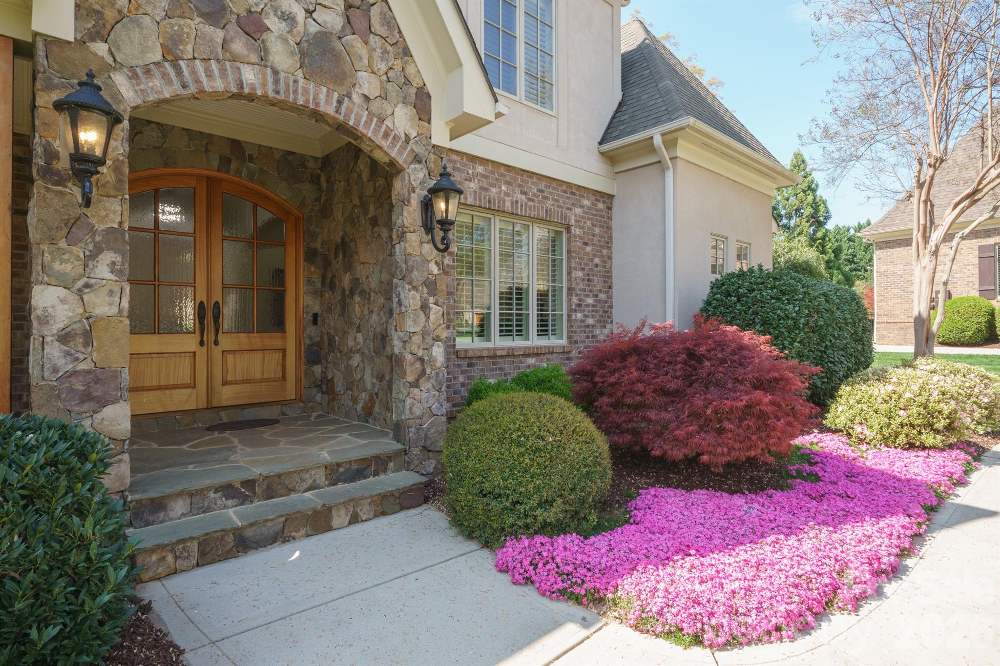 20609 Queensdale Drive — Cornelius