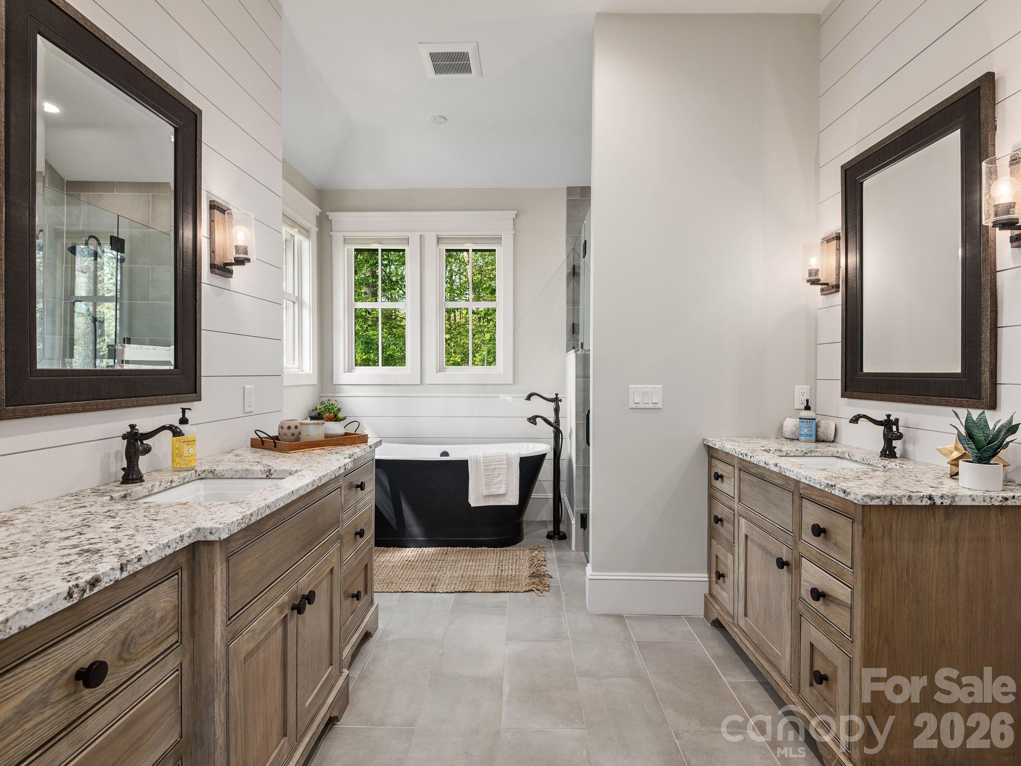 41 Hawberry Court — Asheville