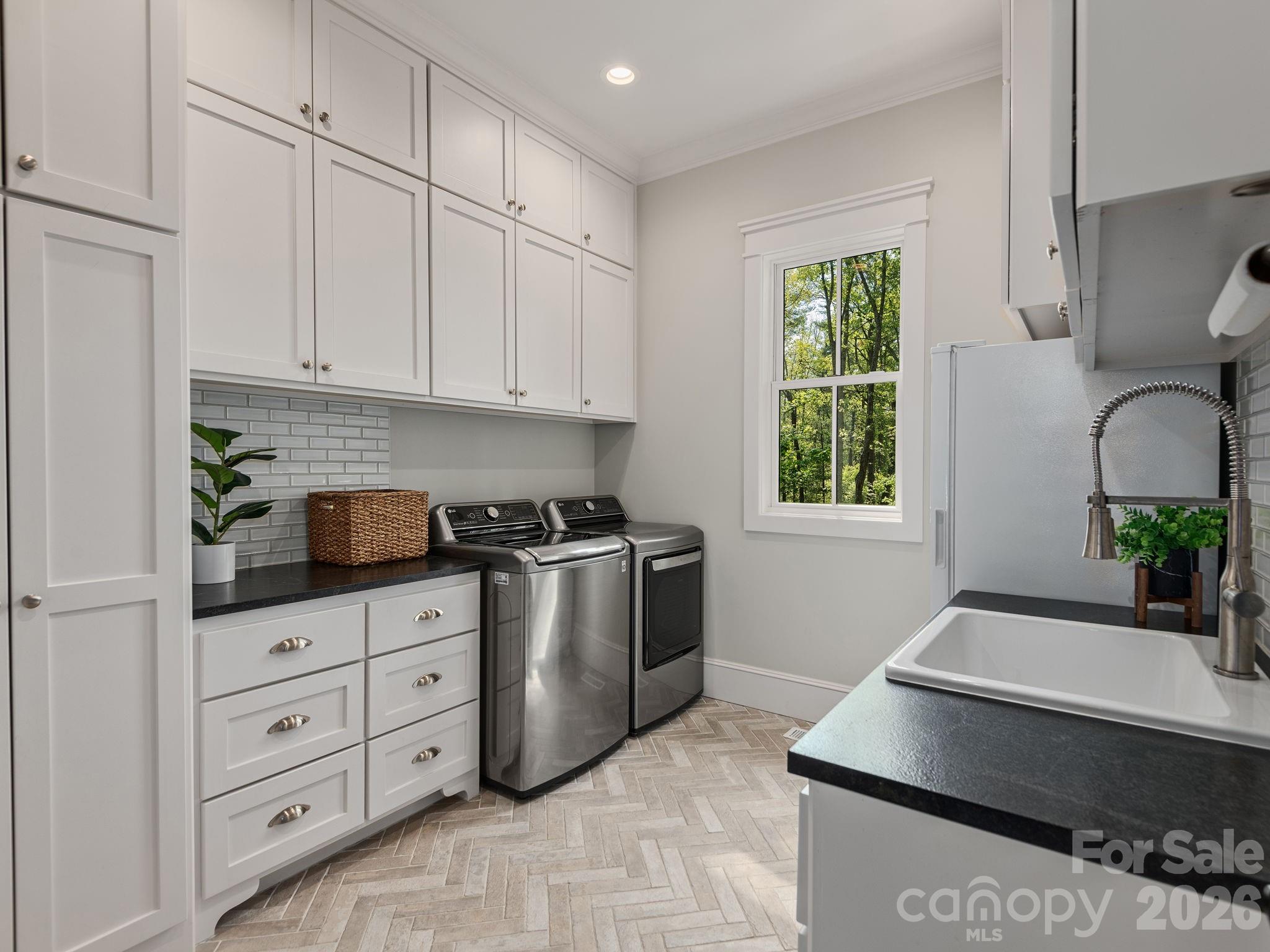 41 Hawberry Court — Asheville