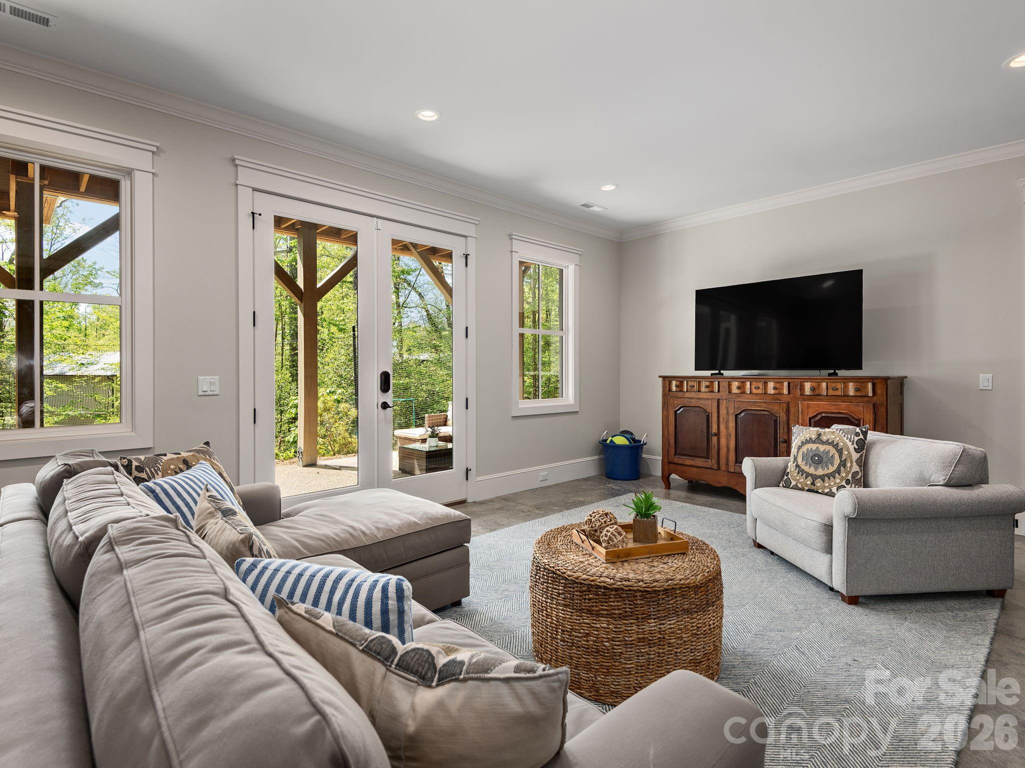 41 Hawberry Court — Asheville