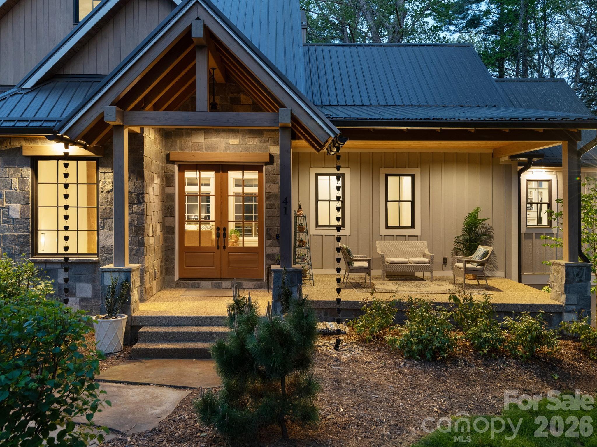 41 Hawberry Court — Asheville