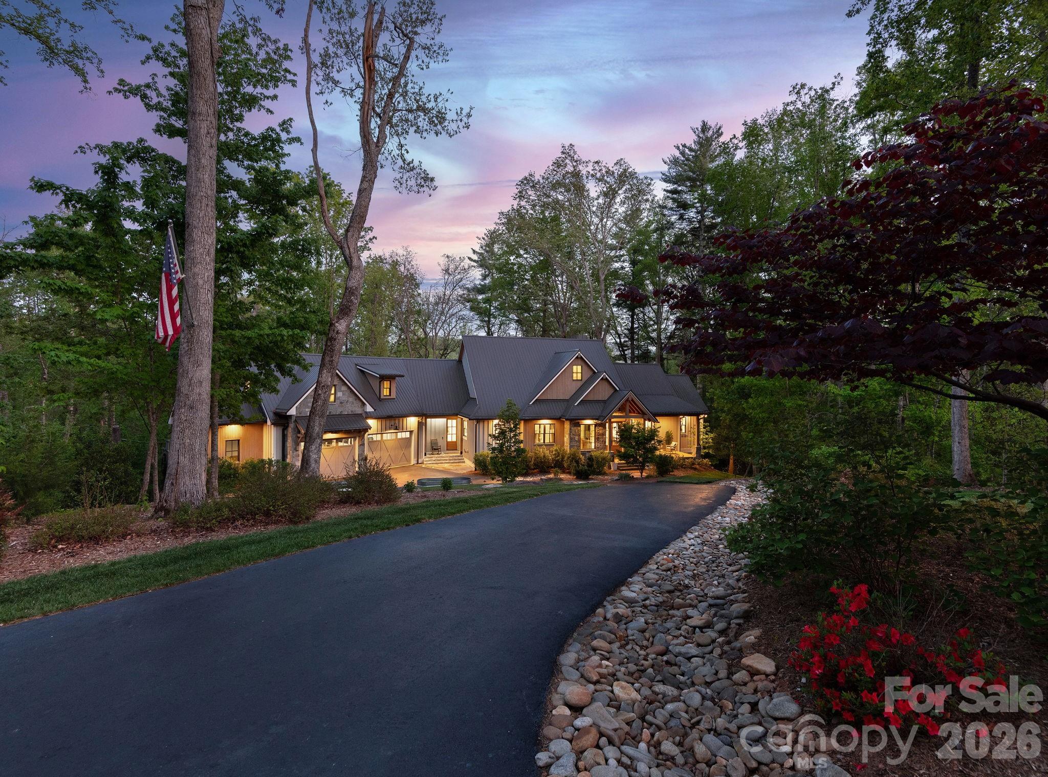 41 Hawberry Court — Asheville