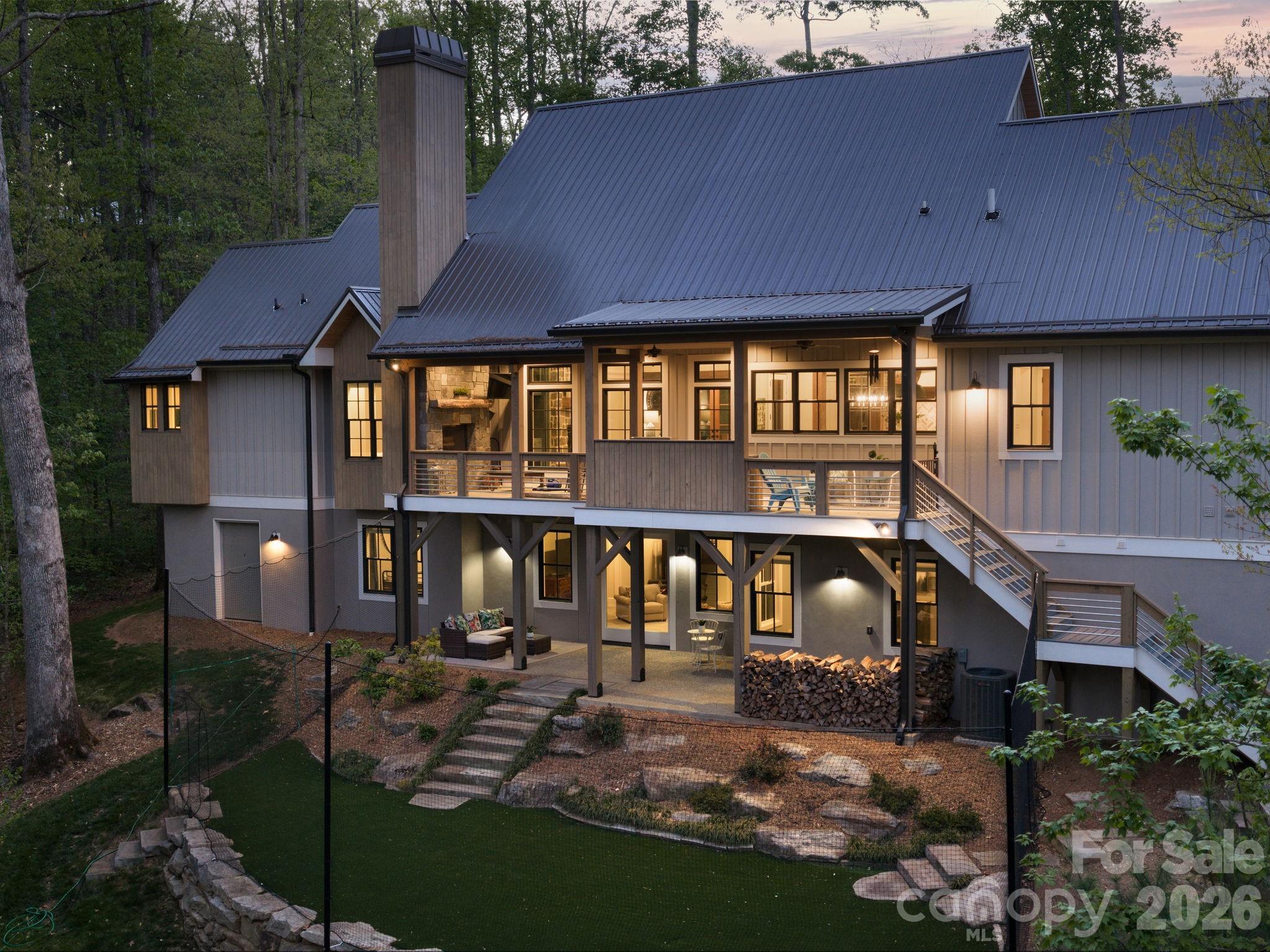 41 Hawberry Court — Asheville