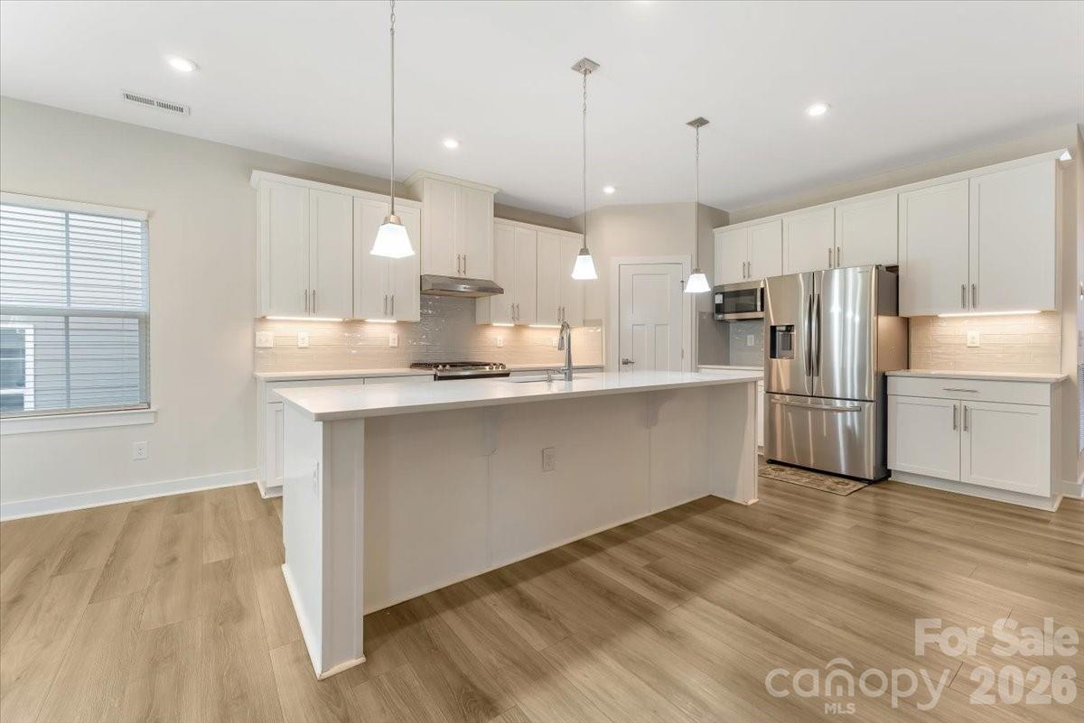 202 Tetcott Street — Mooresville